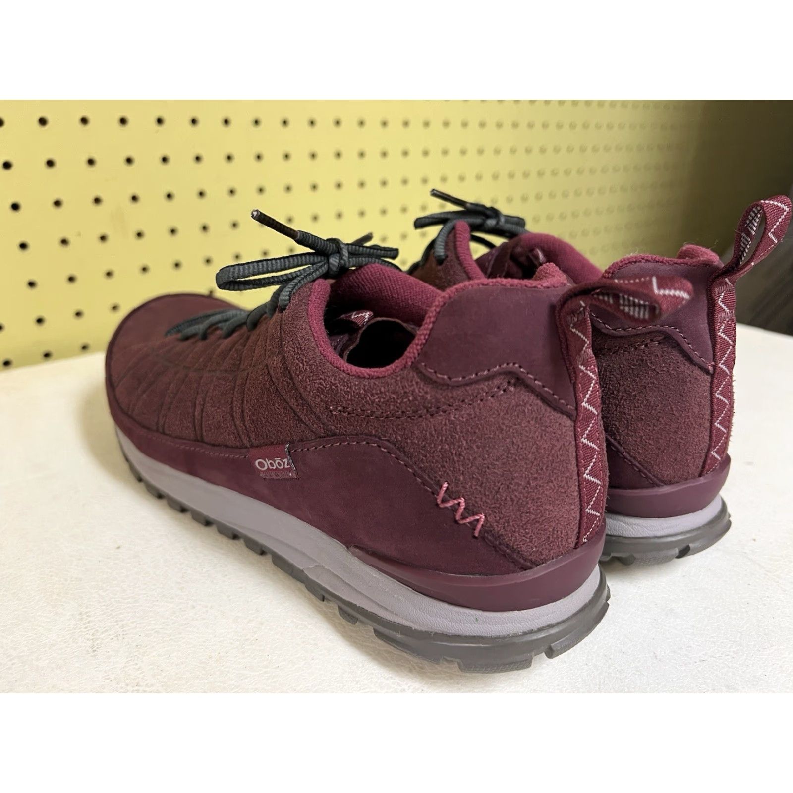 Oboz Oboz Jeanette Low Women’s 7 Walking Sneaker Shoe Outdoor Red 74402 Womens Size 30" / US 8 / IT 44 - 4 Thumbnail