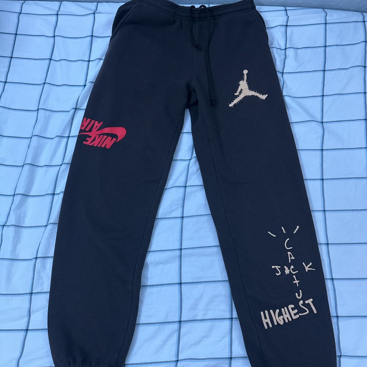 Jordan Brand × Travis Scott Travis Scott Jordan Cactus Jack Highest Sweatpants Size US 30 / EU 46 - 1 Thumbnail