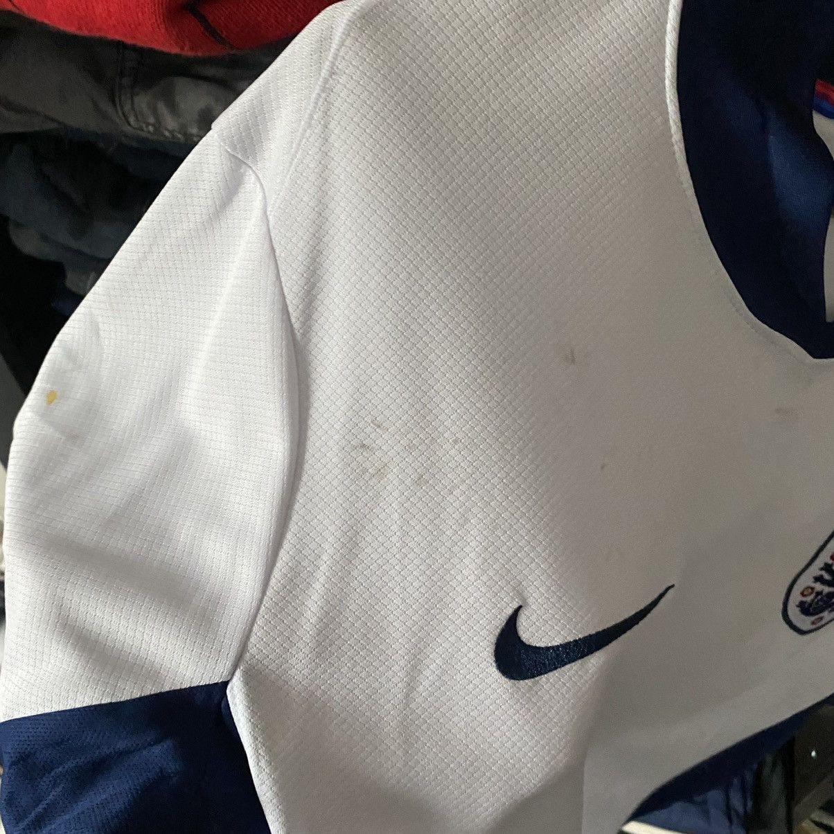 Nike Mens Nike England 2019 National home soccer jersey size S Size US S / EU 44-46 / 1 - 6 Thumbnail