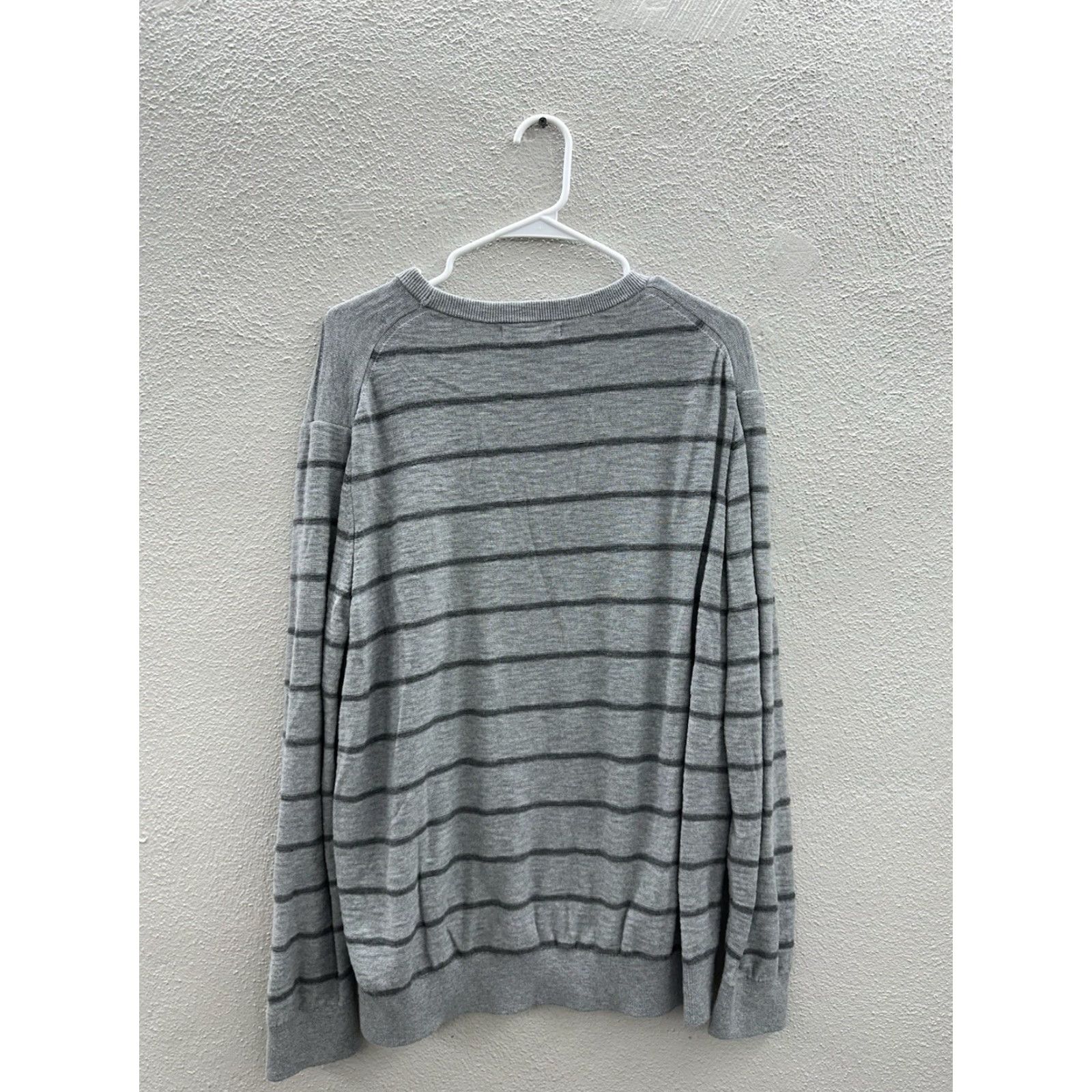 Banana Republic Banana Republic Mens Sweater XL Gray Striped Round Neck Cotton Slub Pullover Knit Regular Size US XL / EU 56 / 4 - 5 Thumbnail
