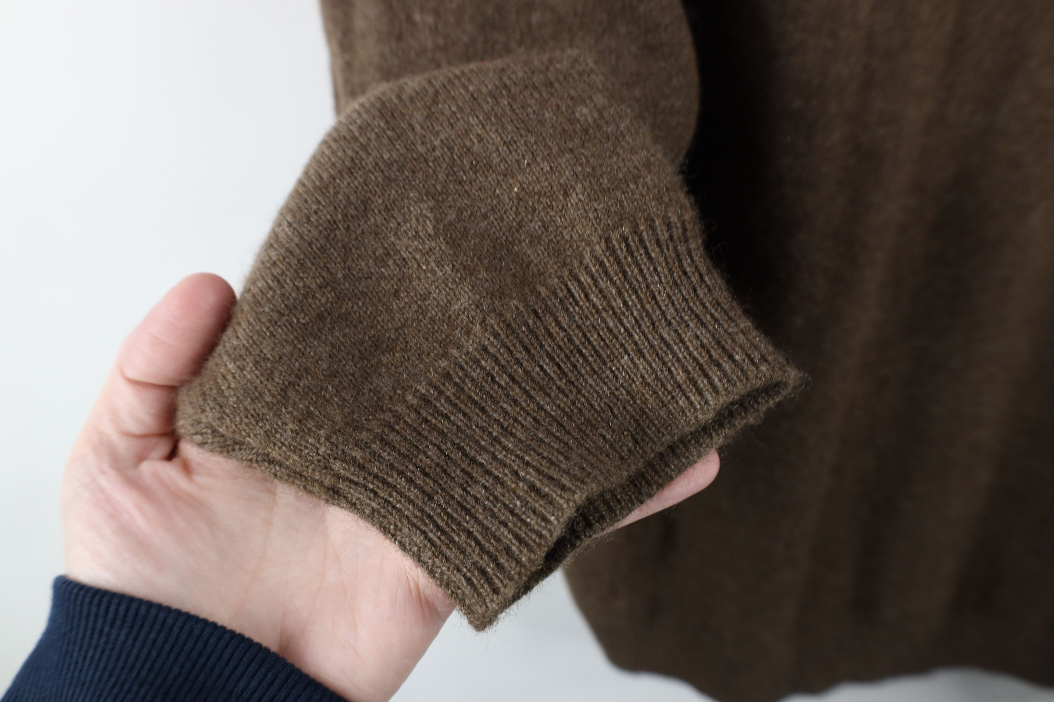 Vintage Vintage 90s Streetwear Cashmere Knit Crewneck Sweater Brown Size US L / EU 52-54 / 3 - 5 Thumbnail