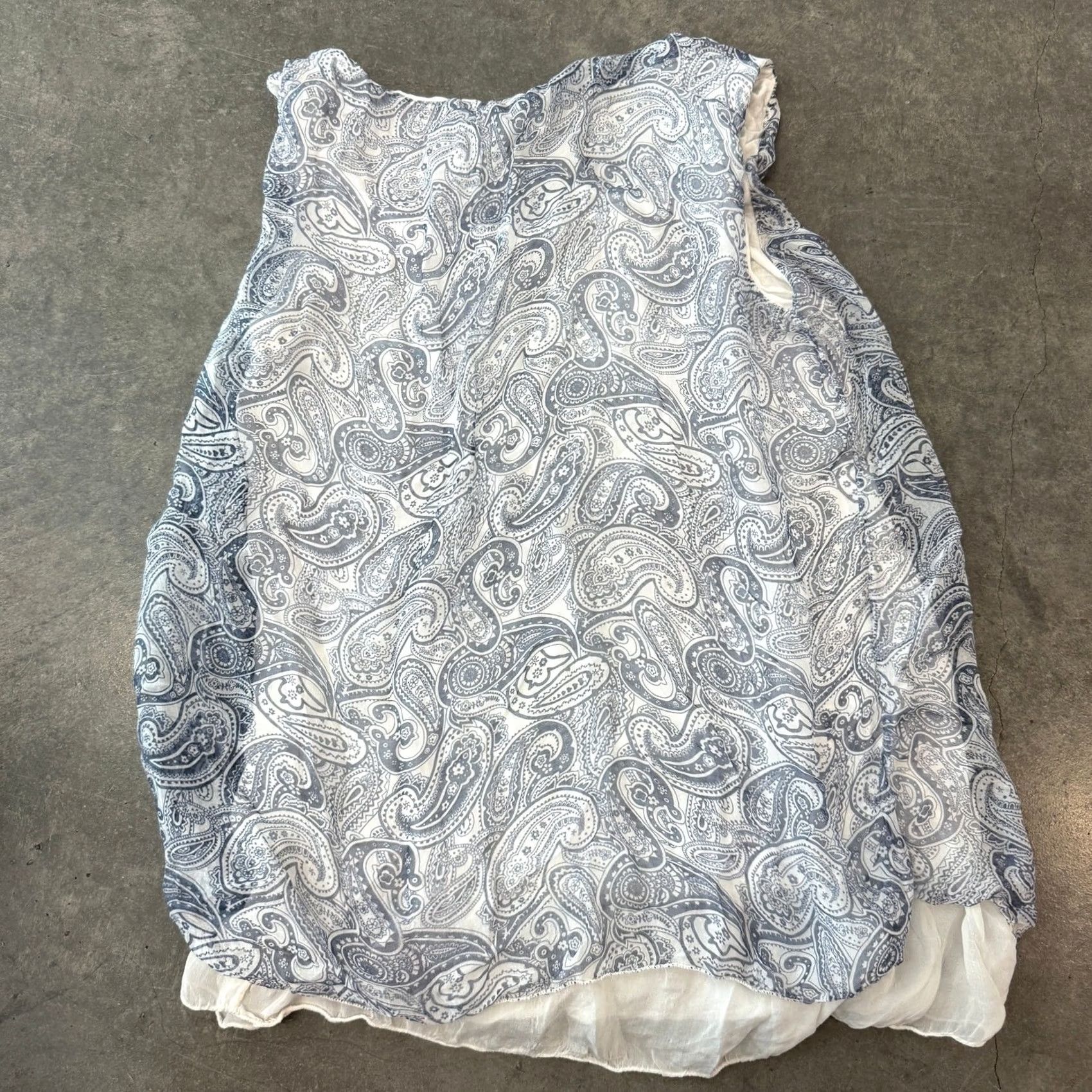 Vintage VINTAGE Y2K Made In Italy Via Signoria Flowy Silk Blue Paisley Tank Top M Womens Tank Top Silk Paisley Blue M Italy Men? Size M / US 6-8 / IT 42-44 - 2 Thumbnail