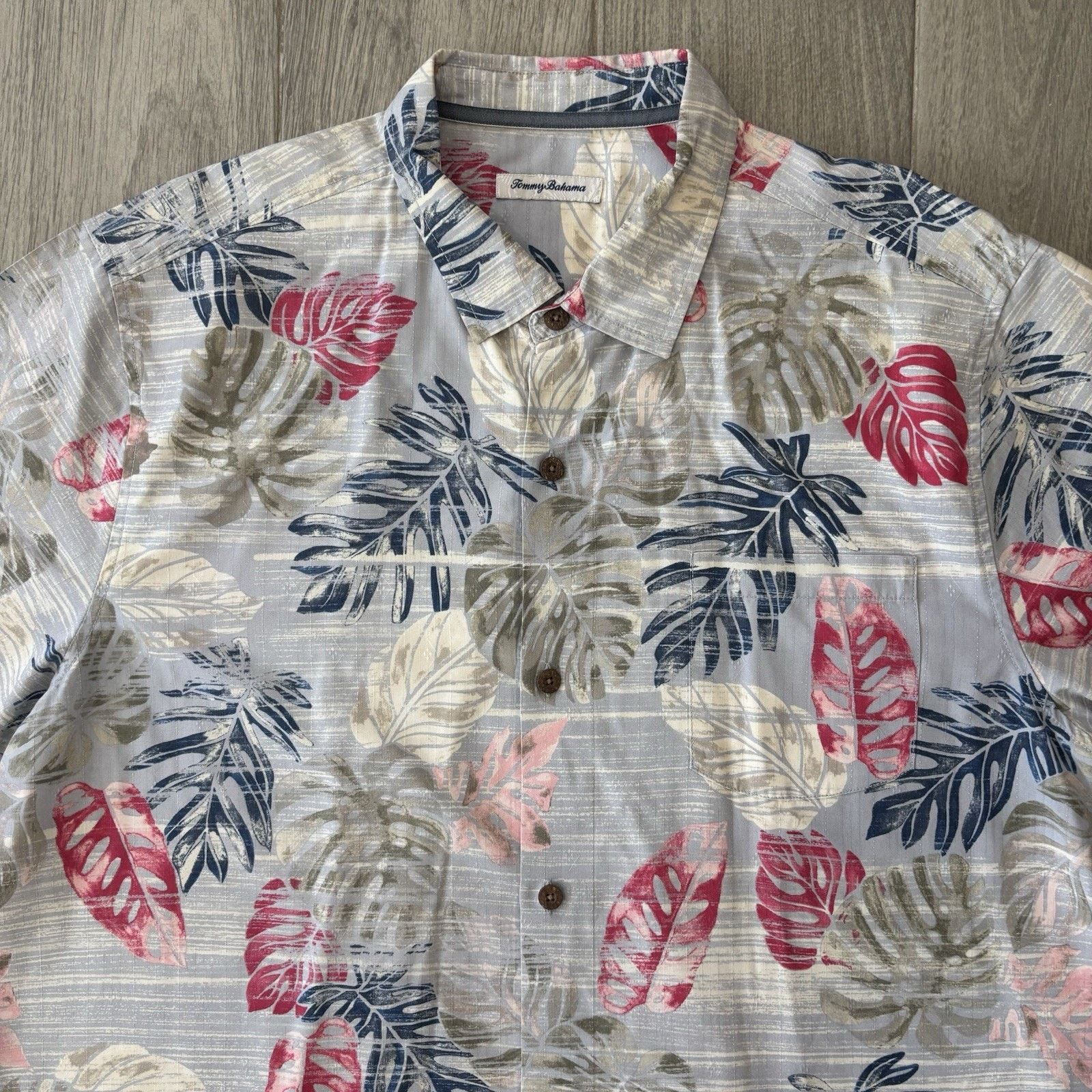Tommy Bahama Tommy Bahama Island Zone Hawaii Silk Shirt Monstera Mens XXL Size US XXL / EU 58 / 5 - 2 Thumbnail