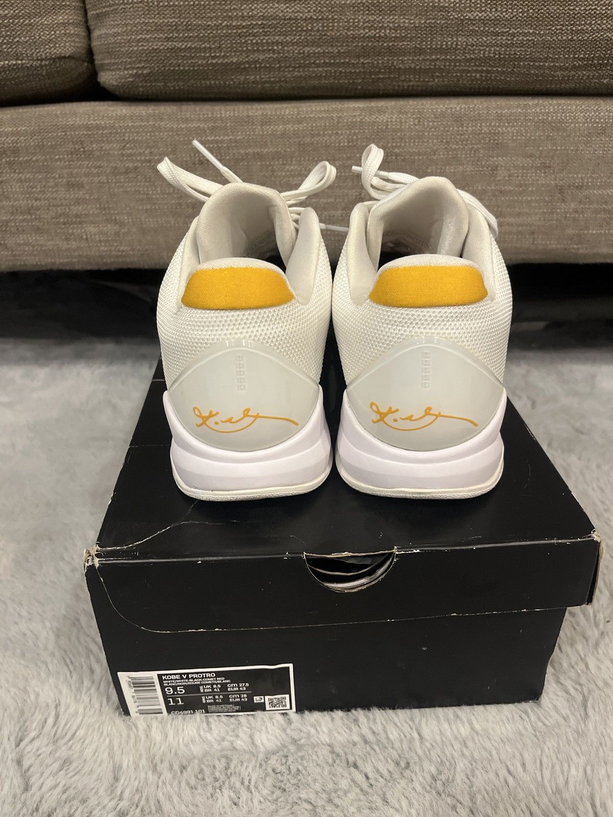 Nike Kobe 5 protro alternate bruce lee Size US 9.5 / EU 42-43 - 4 Thumbnail