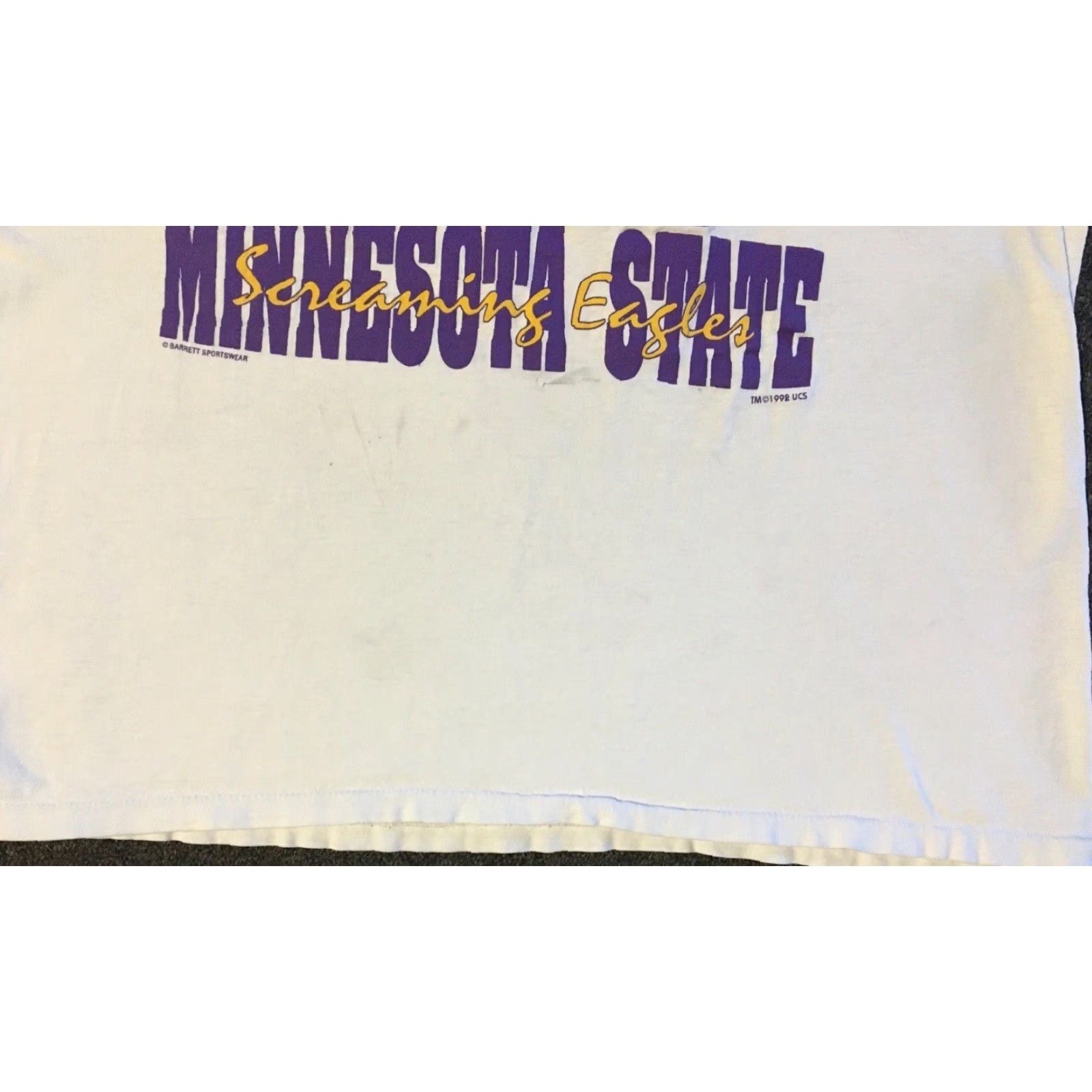 Coach VINTAGE Coach TV Show Faded Distress Minnesota State Screaming Eagles Shirt M White 90s 80s Grunge Sports Mens Size US M / EU 48-50 / 2 - 4 Thumbnail