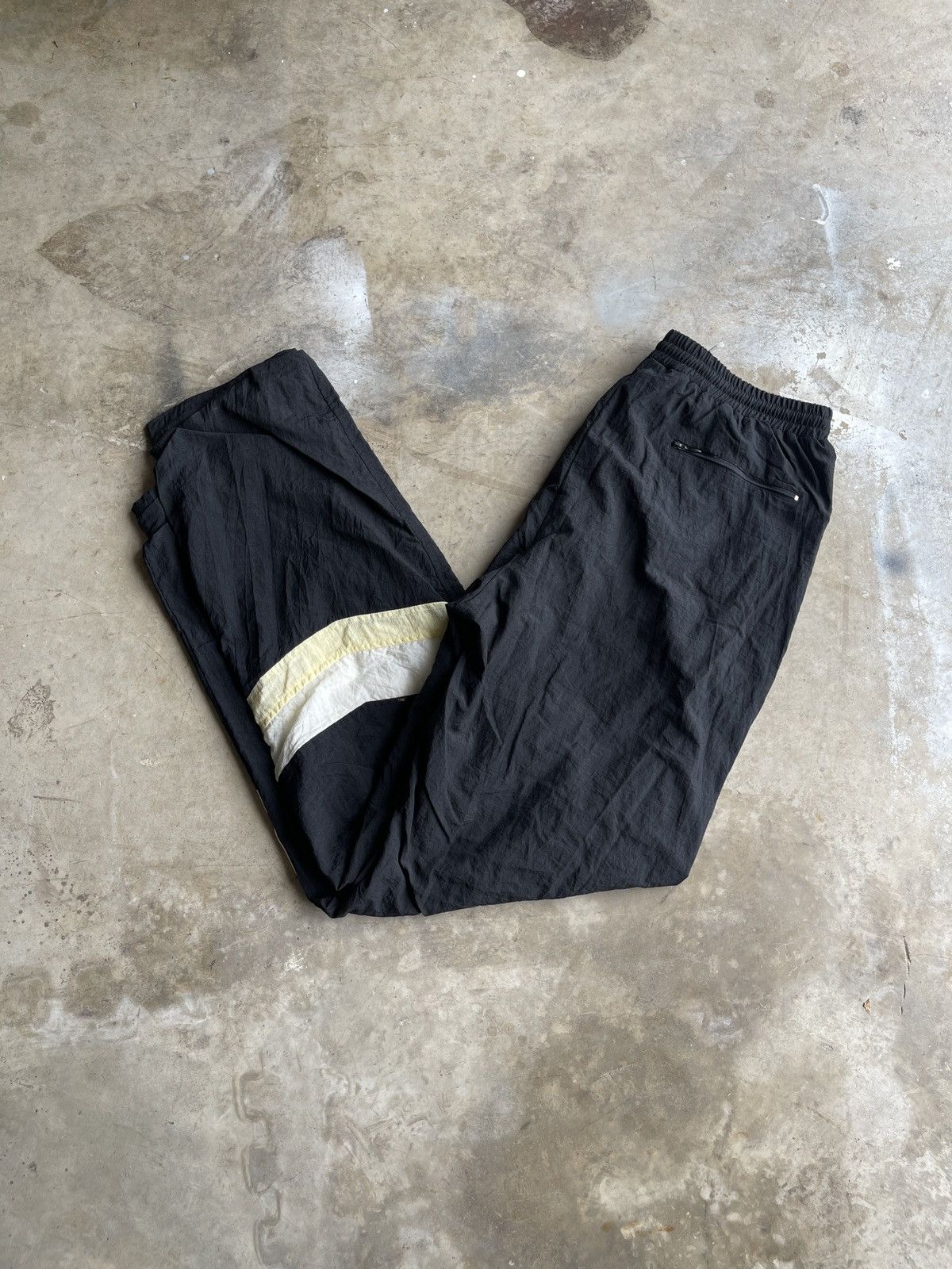 Givenchy Vintage 90s Givenchy track pants Size US 34 / EU 50 - 1 Thumbnail