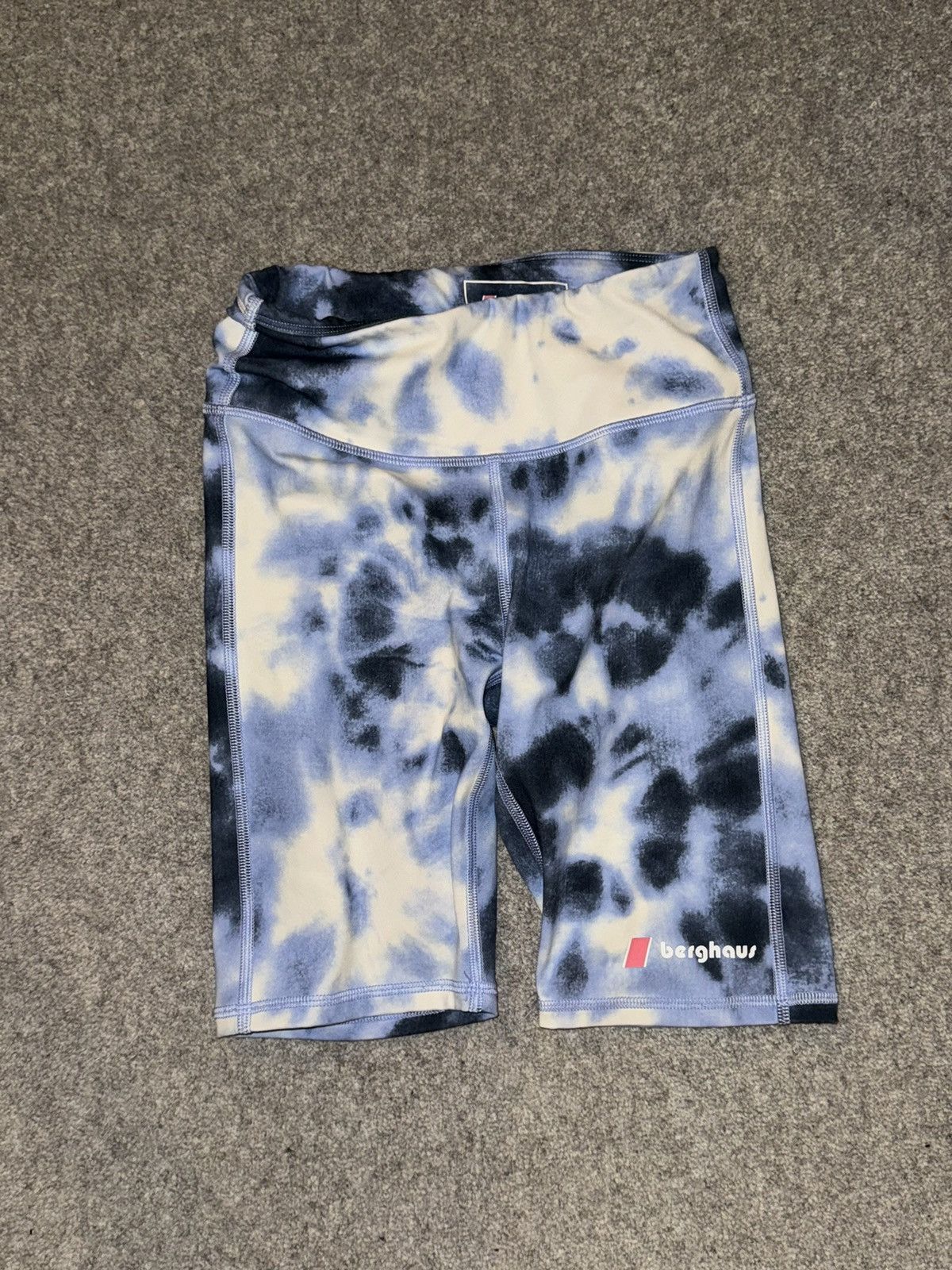 Berghaus Tie-dye berghaus short leggings Size 24" / US 00 / IT 34 - 1 Thumbnail