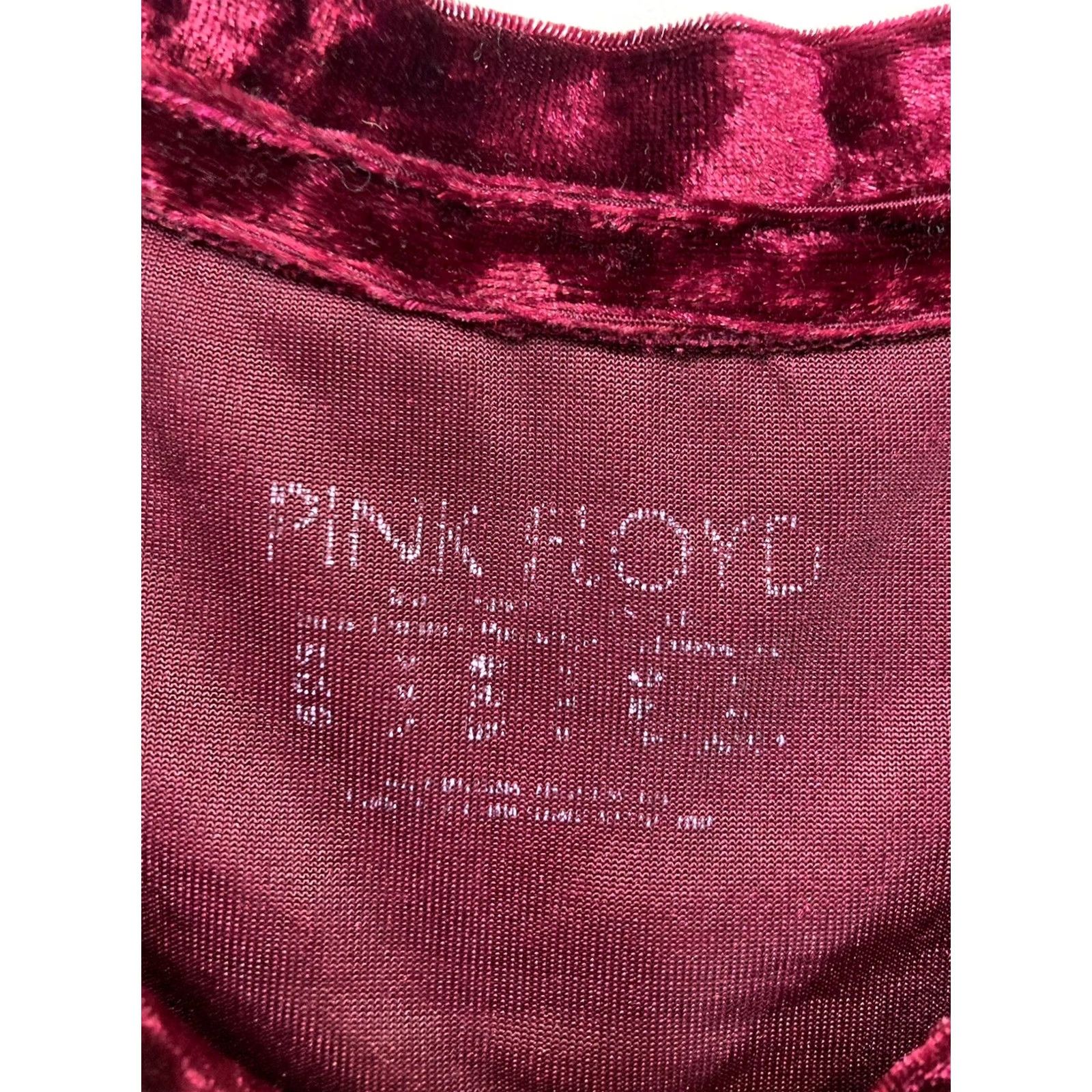 Vintage VINTAGE Pink Floyd T-Shirt Women Medium Velour Red Crew Neck Short Sleeve Classic/Fitted Sleeve Graphic Music Size M / US 6-8 / IT 42-44 - 4 Thumbnail