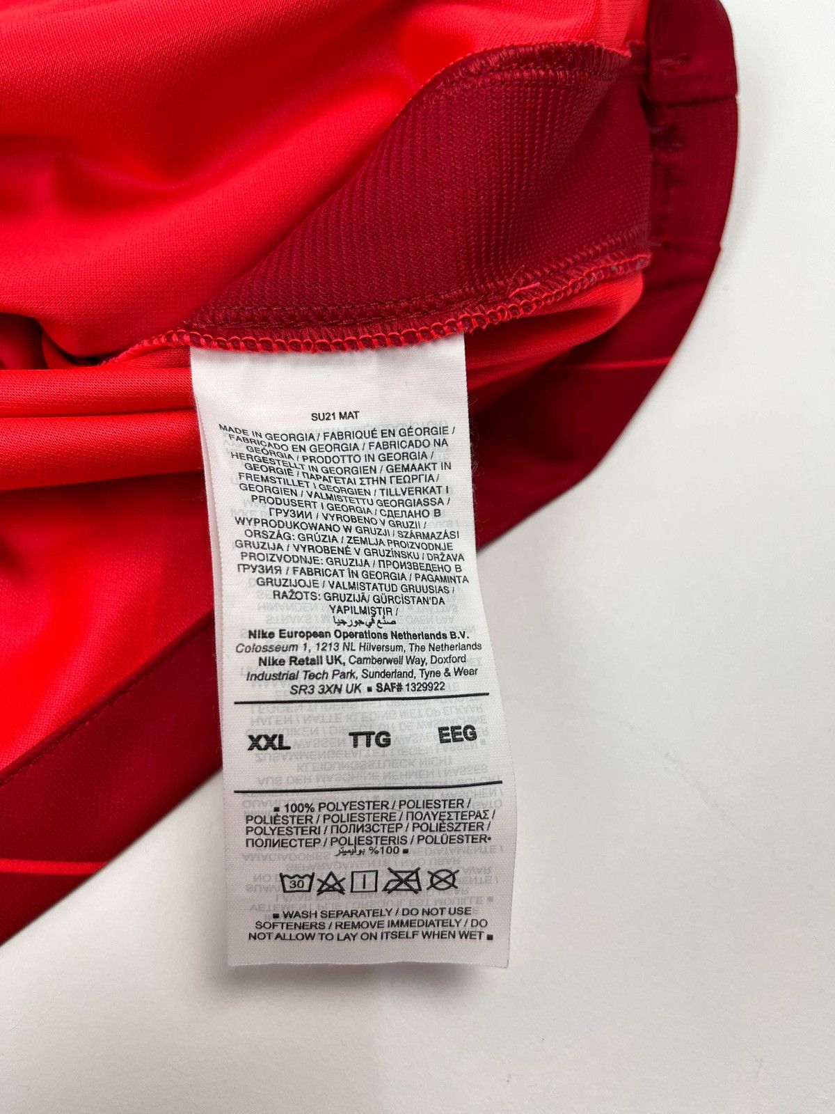 Nike Liverpool FC Jersey 2021-22 Nike Home ShirtXXL PremierLeague Size US XXL / EU 58 / 5 - 12 Thumbnail