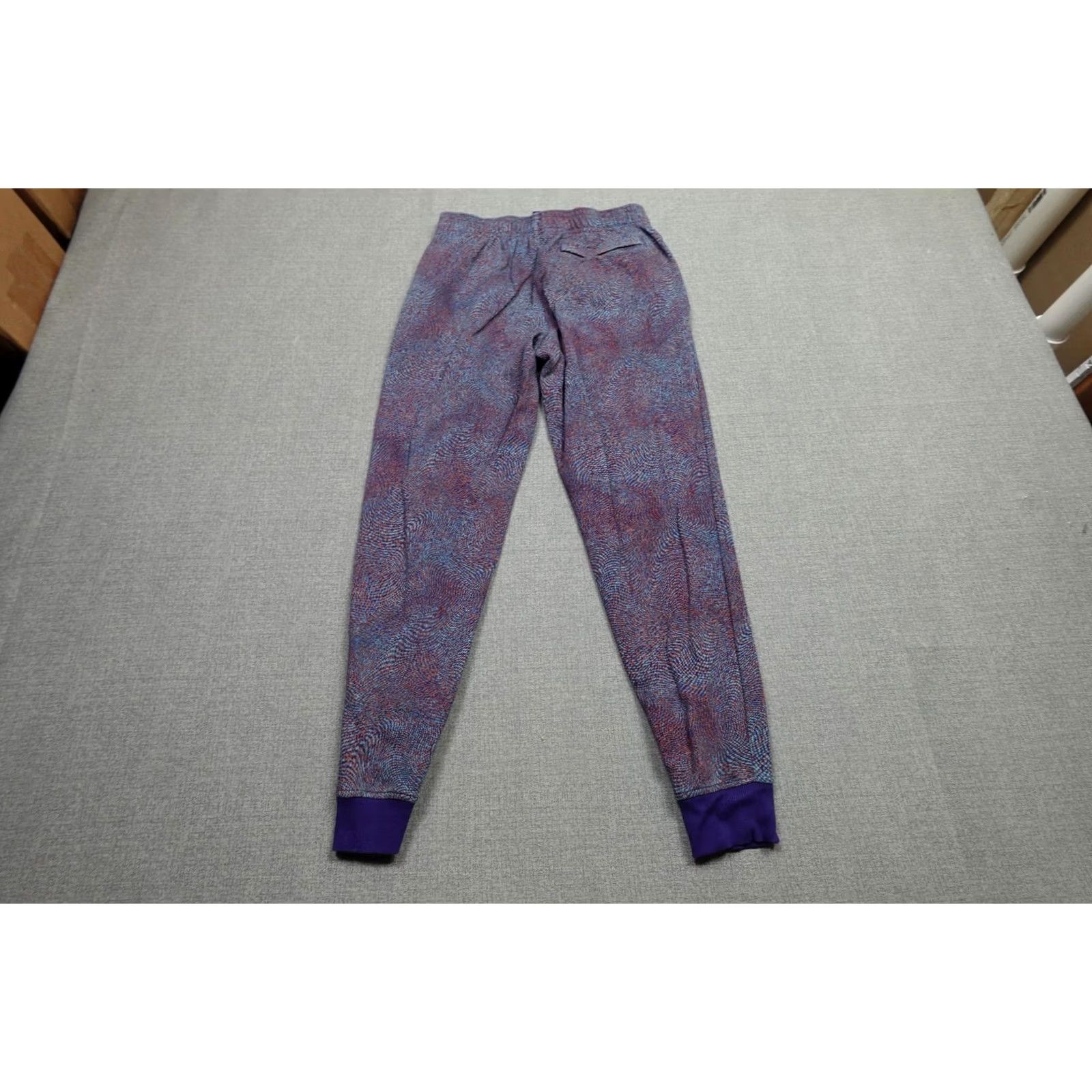 Under Armour Under Armour Sweatpants Mens Medium Multicolor Fleece Geometric Tapered Joggers Adjustable Waist Pockets Athletic Winter Casual Mens Size US 31 - 3 Thumbnail
