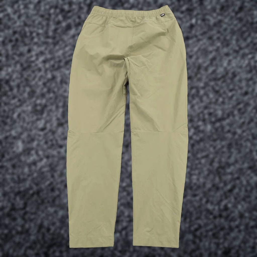 Nike Pants Mens Small Tech Essentials Unlined Commuter Joggers Taper Khaki