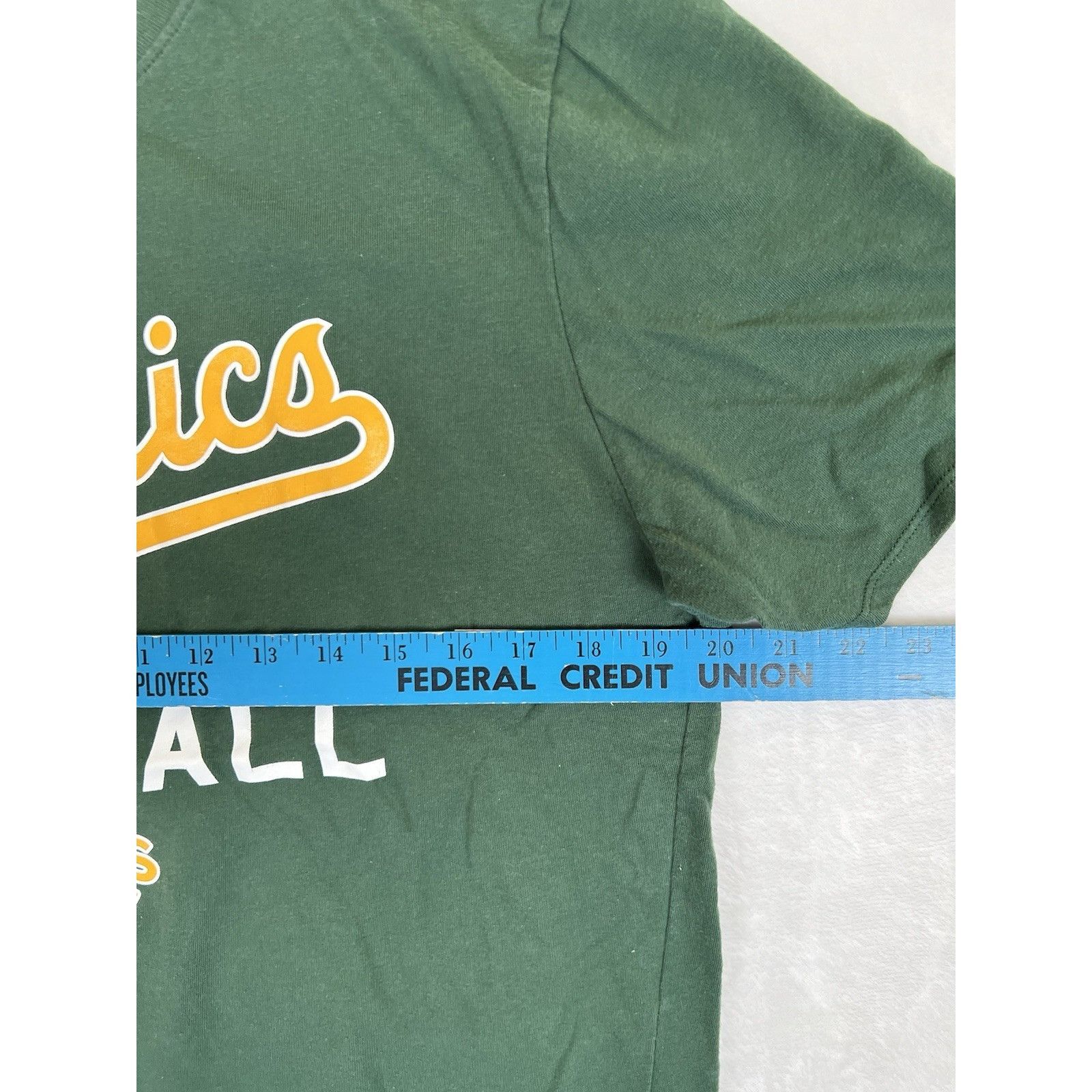 Nike Nike Oakland Athletics Dri Fit T-Shirt Size Large Center Swo Size US L / EU 52-54 / 3 - 4 Thumbnail