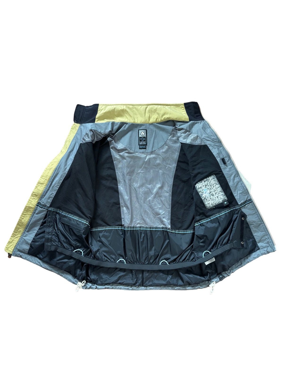 Nike ACG Nike ACG Gray 3-Layer Stormfit Jacket US L Size US L / EU 52-54 / 3 - 4 Thumbnail