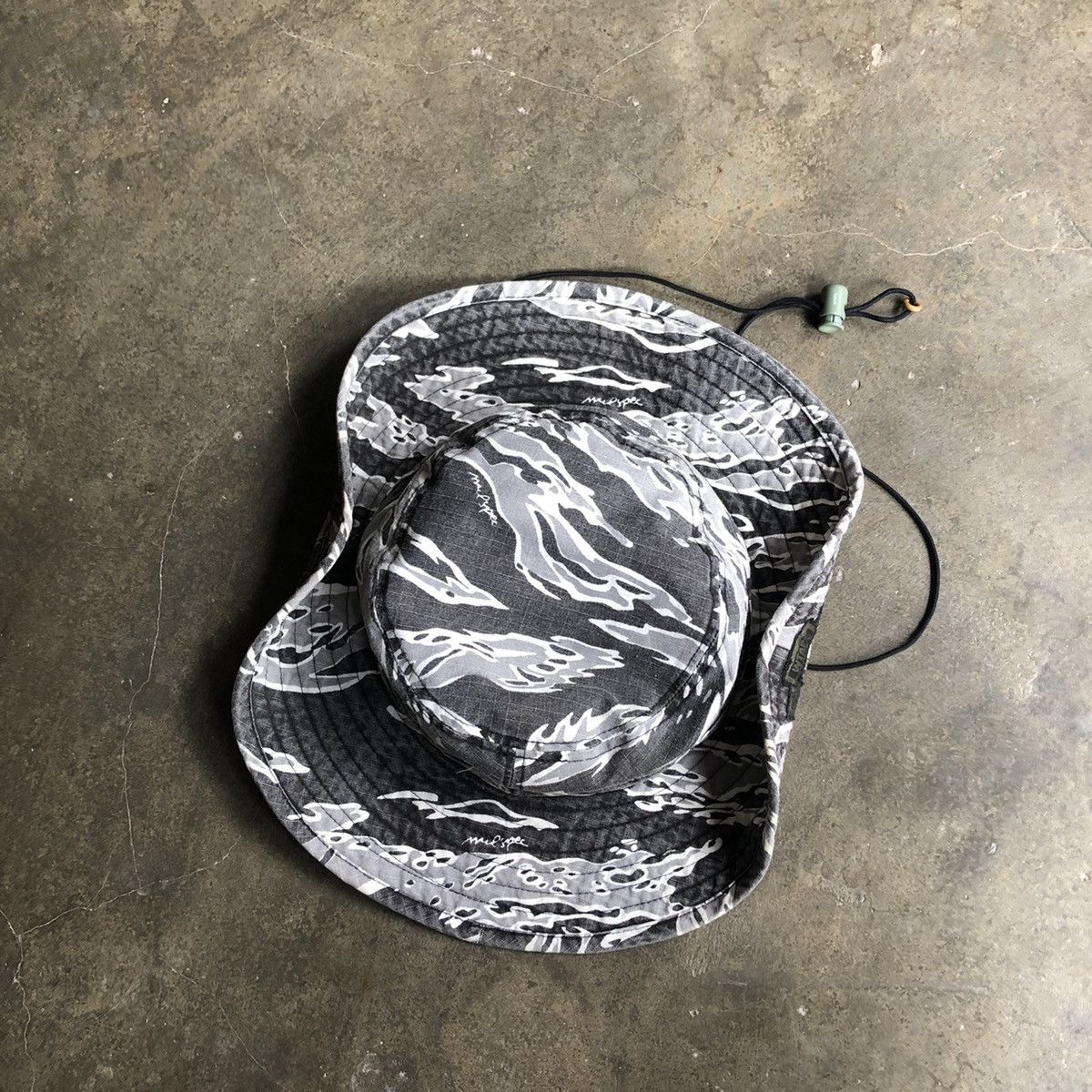 【WTAPS】JUNGLE HAT / CTPL. TWILL XL WTAPS JUNGLE 01 / HAT / COTTON. FLANNEL. TEXTILE. CRST