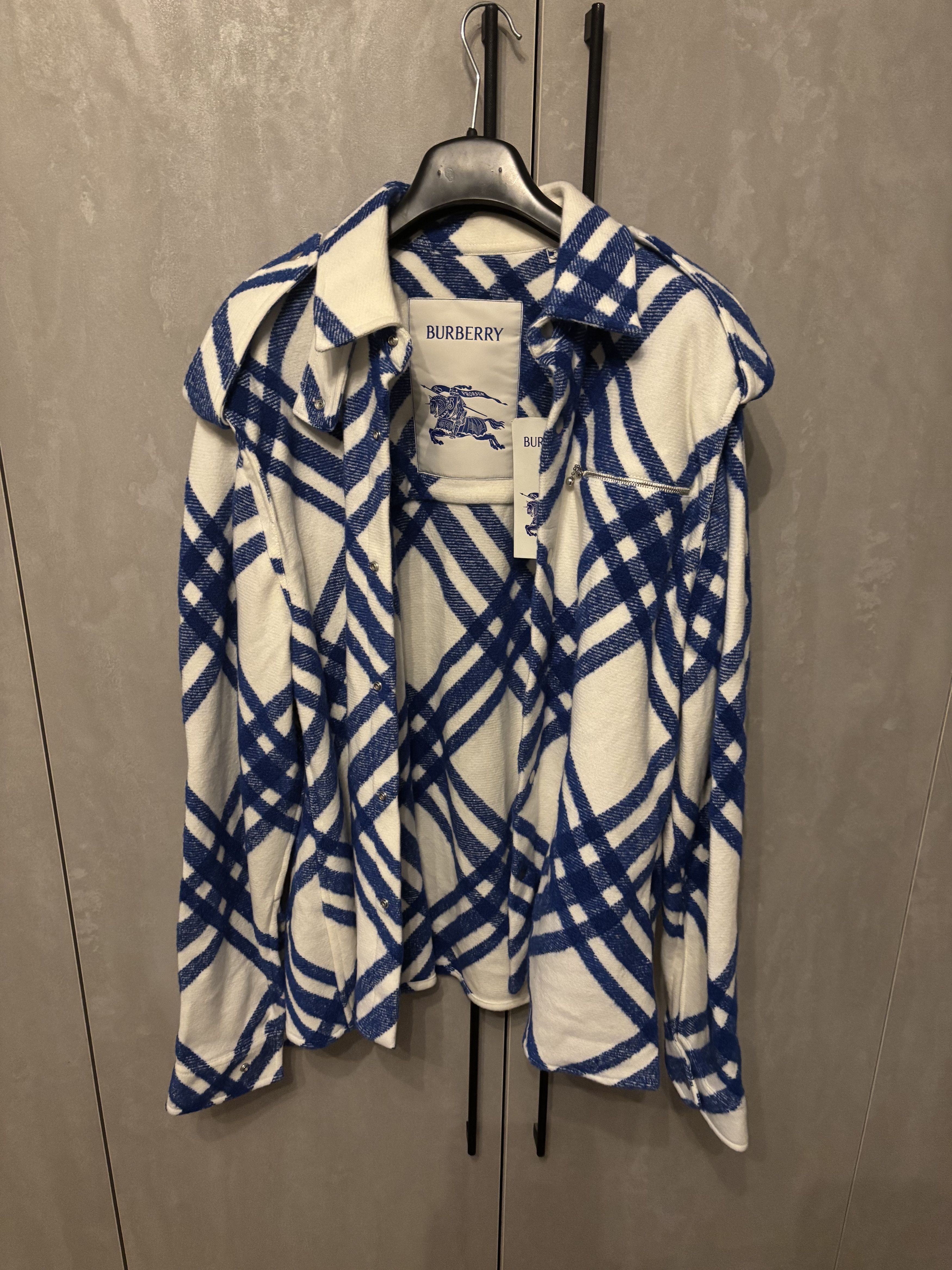 Burberry Burberry Salt IP Check Wool Alpaca Shacket (8078865) – FW23 Size US M / EU 48-50 / 2 - 1 Thumbnail