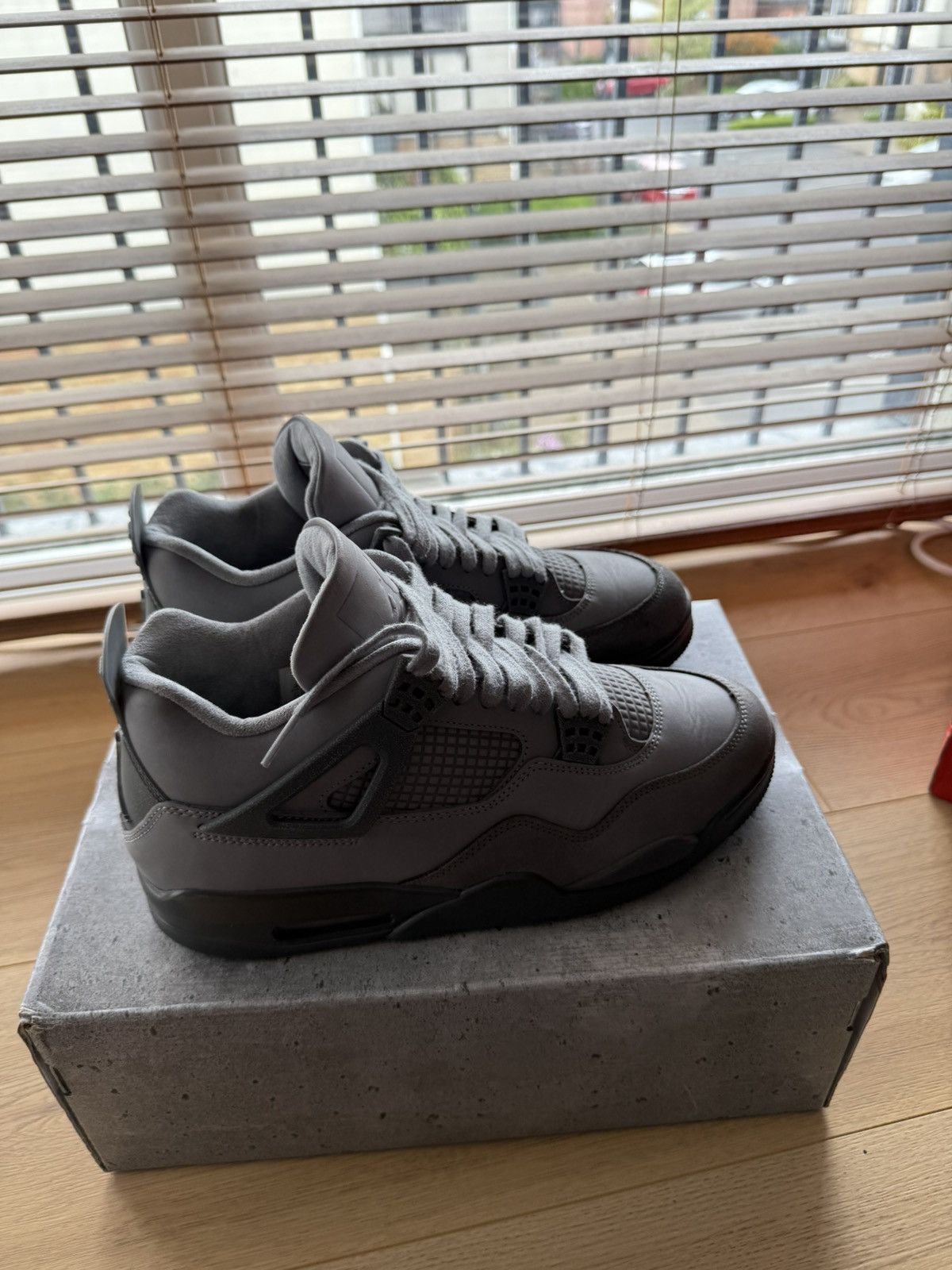 Nike Air Jordan's 4 Retro SE “Wet Cement” UK9/US10 Size US 9 / EU 42 - 6 Thumbnail