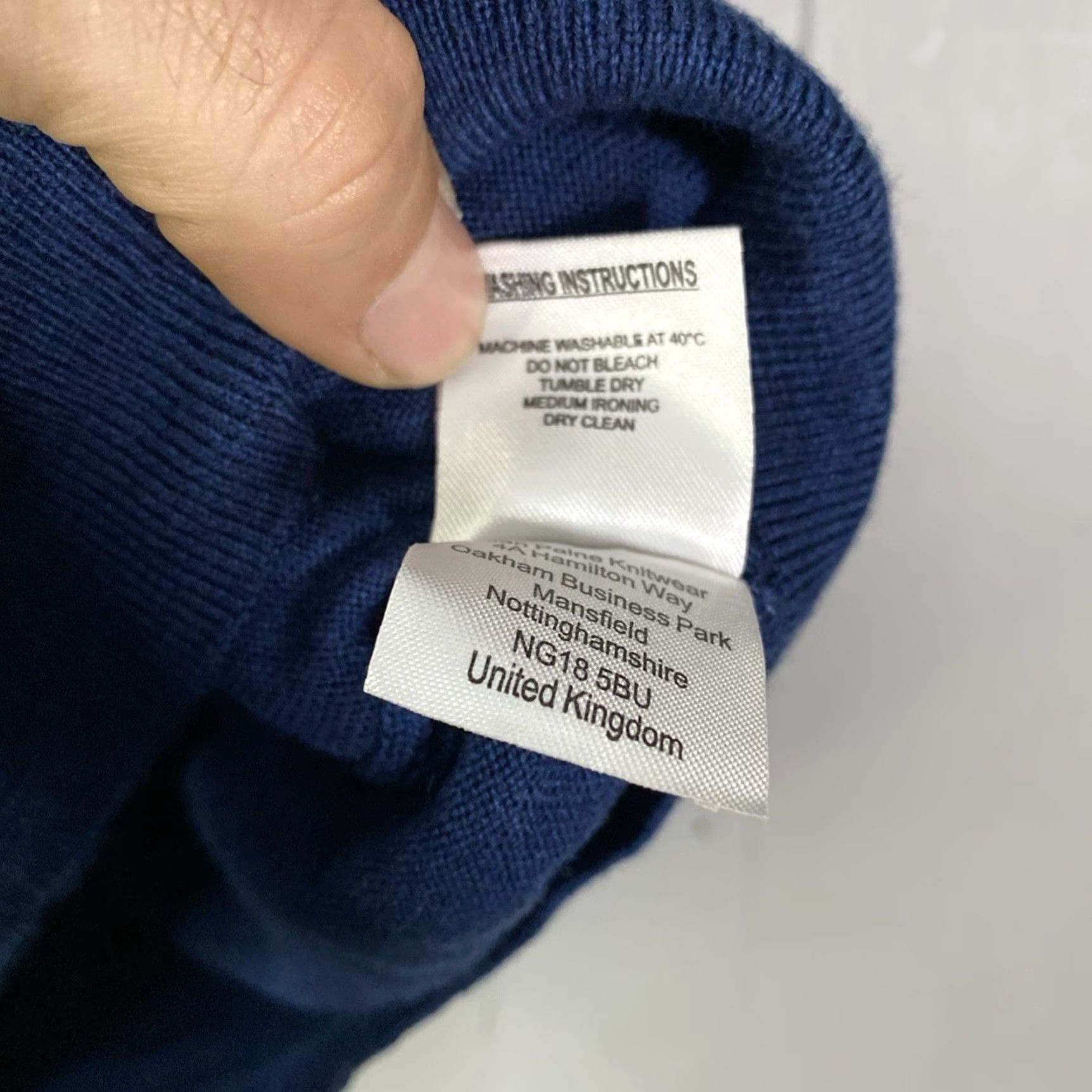 Vintage VINTAGE Alan Paine V-Neck Jumper Sweater Vest XL EU 54 UK 44 Elastic Waist Merino Wool Blue Men Pullover Knit Card? Size US XL / EU 56 / 4 - 5 Thumbnail
