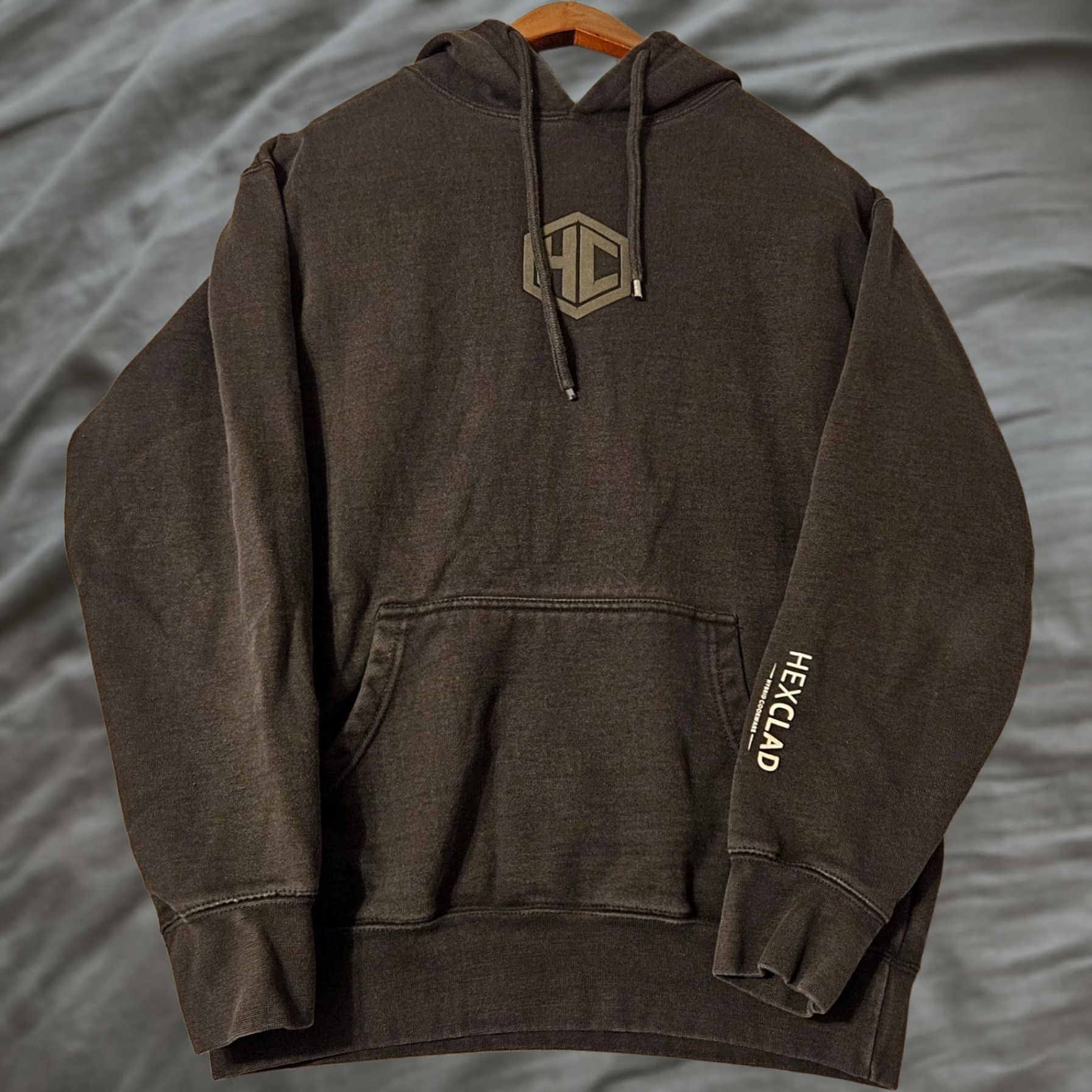 Vintage Hexclad Hybrid Cookware Stay Hexy Black Heavyweight Unisex Hoodie Size Medium Size US M / EU 48-50 / 2 - 1 Thumbnail