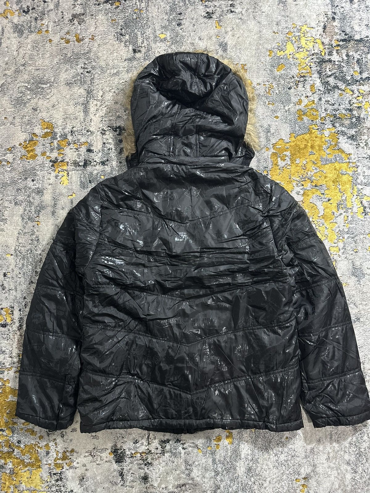20471120 EMBOSSED IF SIX WAS NINE LGB STYLE BRAVE FUR PUFFER JACKET Size US M / EU 48-50 / 2 - 9 Thumbnail