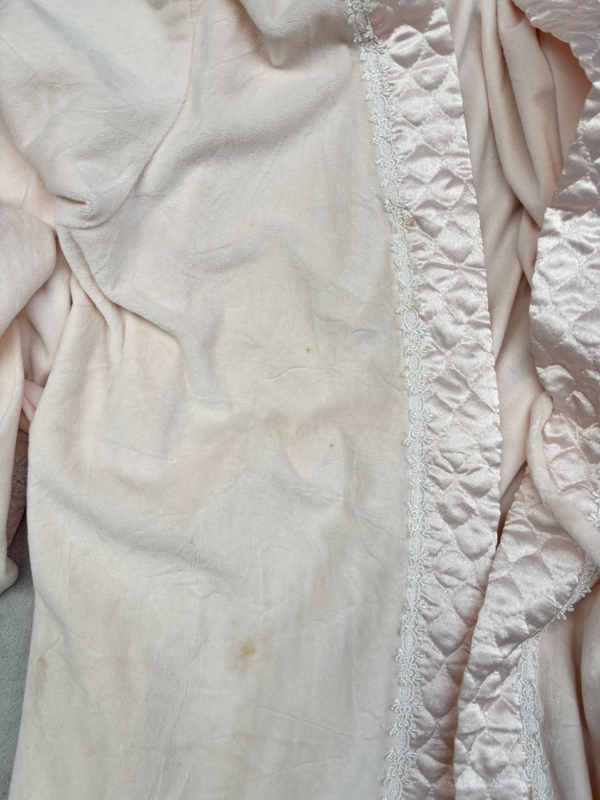 Dior 1970s Christian Dior Le Connaisseur Lace Trimmed Robe Size M / US 6-8 / IT 42-44 - 13 Thumbnail