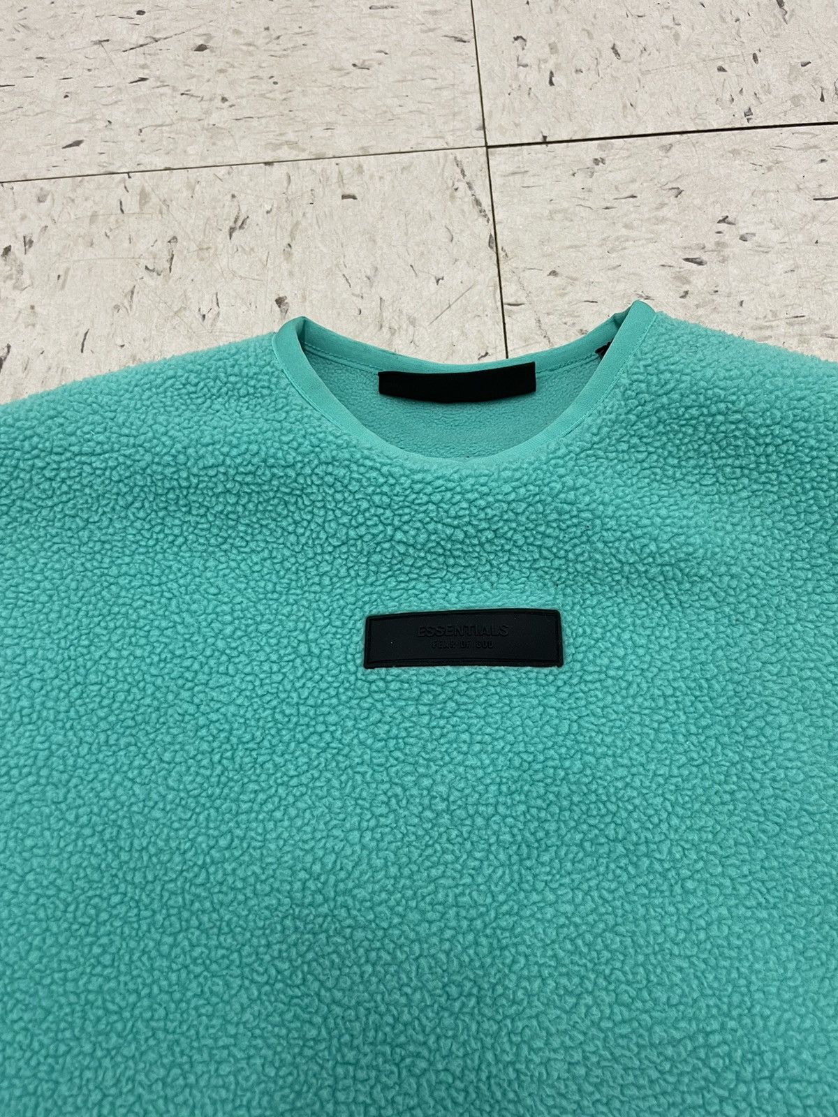 Essentials × Fear of God Polar Fleece Crewneck Sweatshirt Oversized Seafoam Size US S / EU 44-46 / 1 - 2 Thumbnail