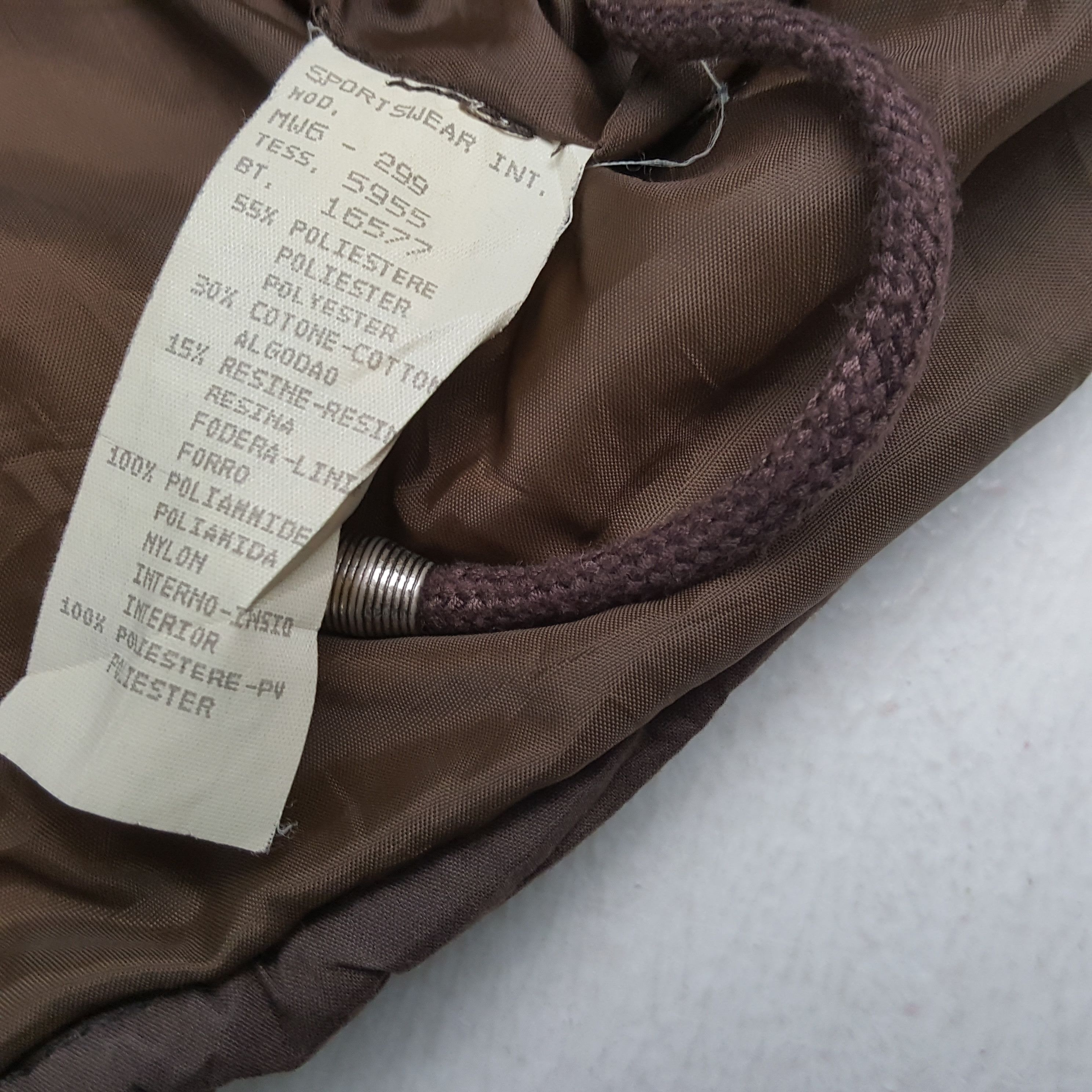 Moschino × Vintage MOSCHINO Fashion Winter Style Puffer Jacket Size US M / EU 48-50 / 2 - 7 Thumbnail