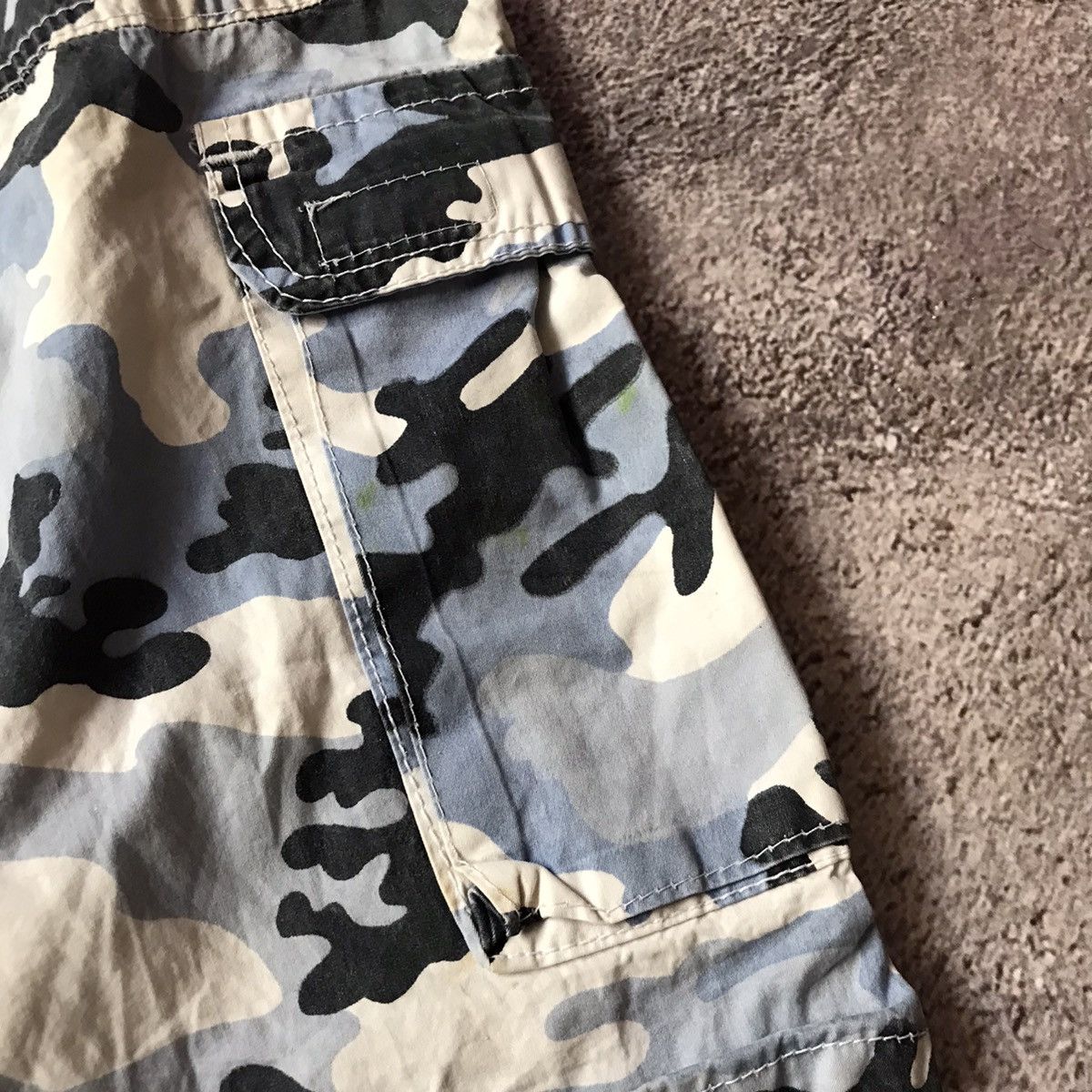 Vintage Vintage 90s Y2K Baggy Cargo Pants All Over Print Streetwear Size US 36 / EU 52 - 6 Thumbnail