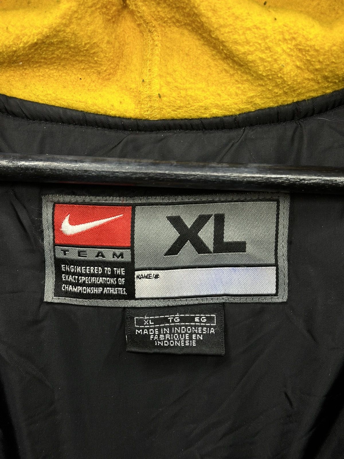 Nike VTG lowa Hawkeyes Logo Mens Full Zip Hooded Jacket 90s NCAA Size US XL / EU 56 / 4 - 6 Thumbnail
