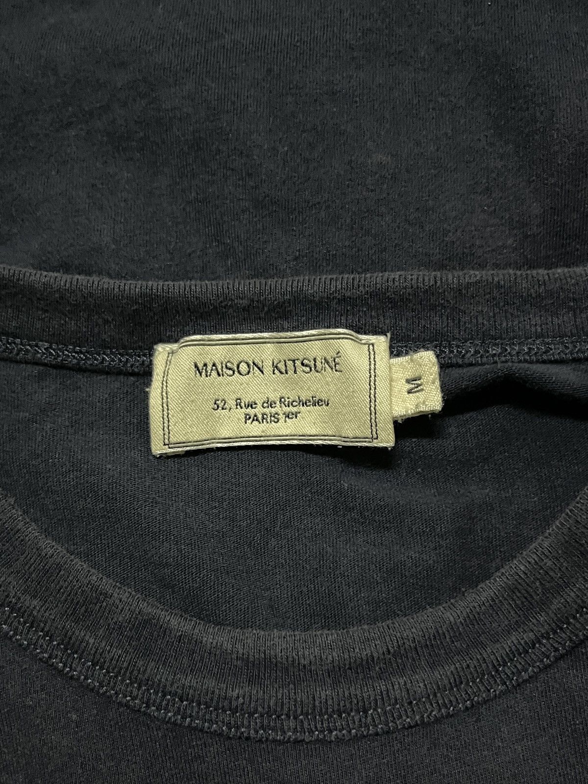 Maison Kitsune Maison Kitsune Pocket T Shirt Size US M / EU 48-50 / 2 - 13 Thumbnail
