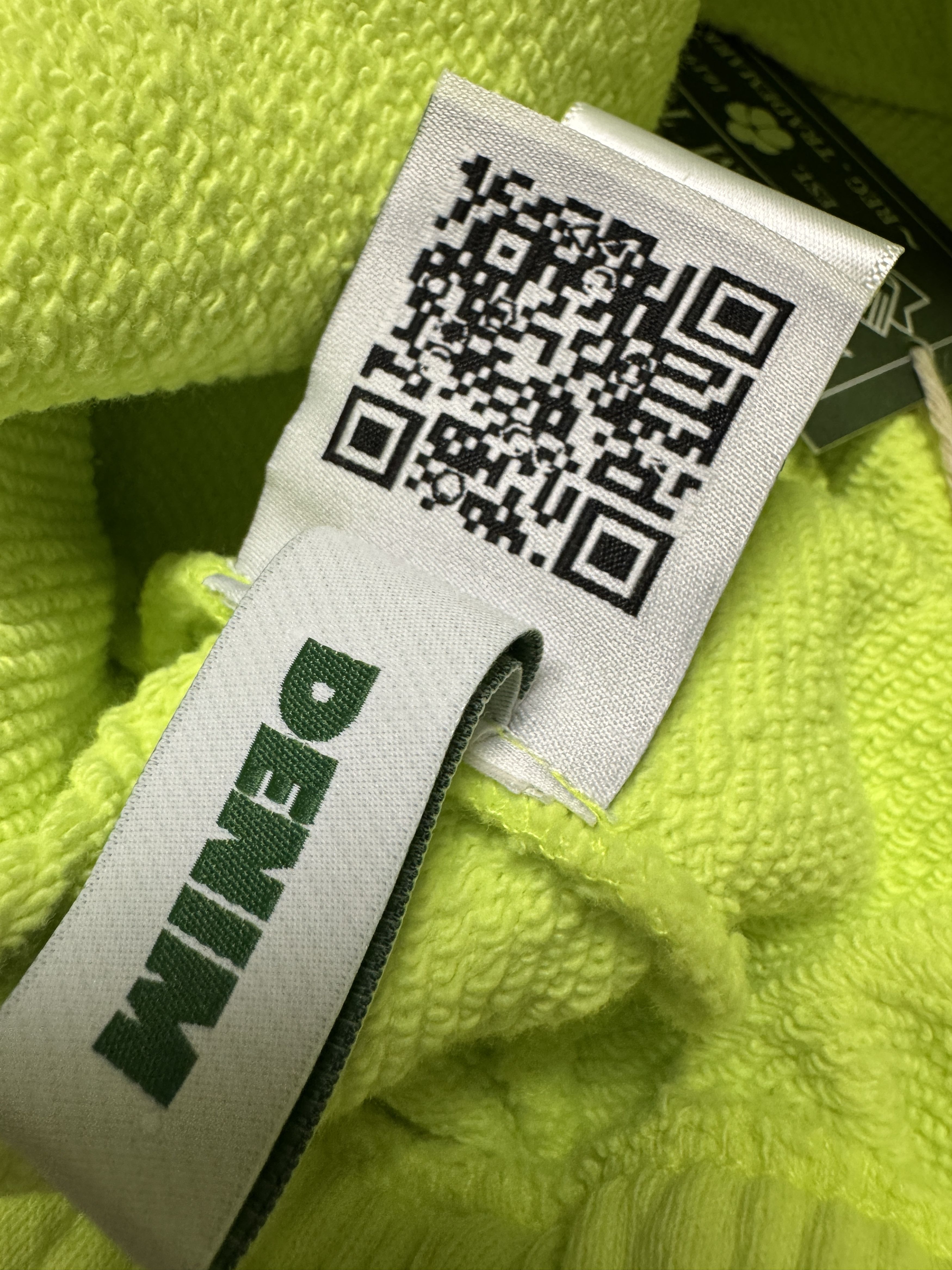 DENIM TEARS Denim Tears Mono Cotton Wreath Sweatpants Neon Green Size US 28 / EU 44 - 4 Thumbnail