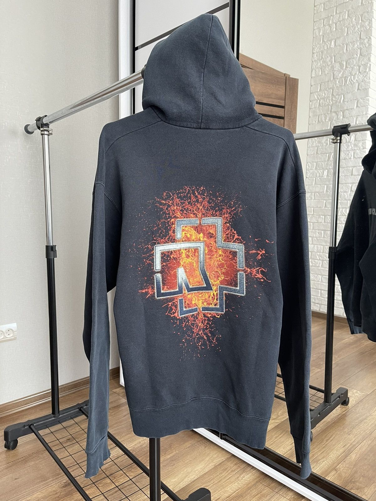 Band Tees Rammstein Vintage Hoodie Pullover 90s Big Logo Size US XL / EU 56 / 4 - 3 Thumbnail