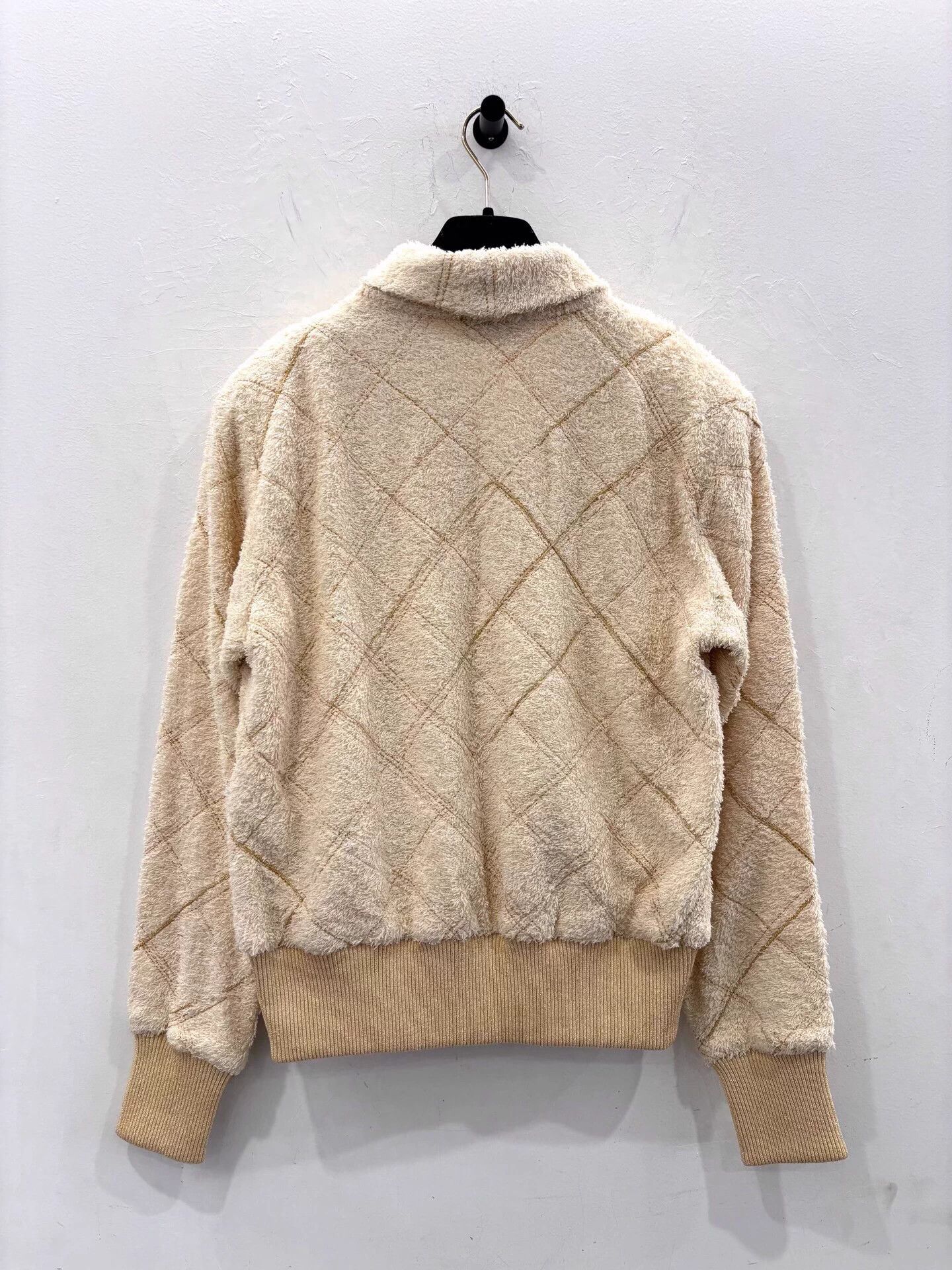 Chanel Chanel Gold Heart CC Argyle Knit Cream Polo 38 New Authentic Size S / US 4 / IT 40 - 2 Thumbnail