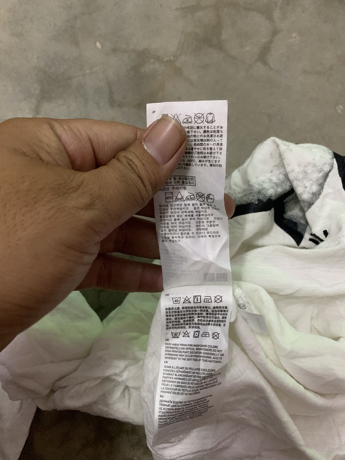 Japanese Brand × Undercover × Uniqlo Uniqlo X Undercover New Standard Family Long Sleeve Tee Size US M / EU 48-50 / 2 - 7 Thumbnail
