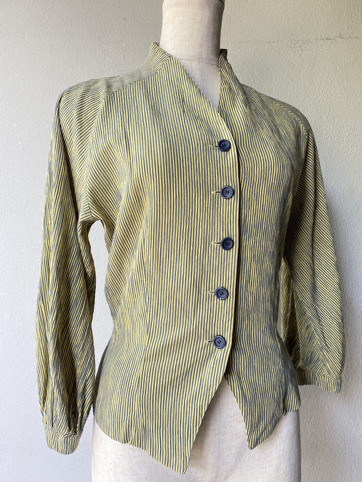Christian Dior Monsieur Vintage Christian Dior CD Pinstripe Blouse Size L / US 10 / IT 46 - 7 Thumbnail