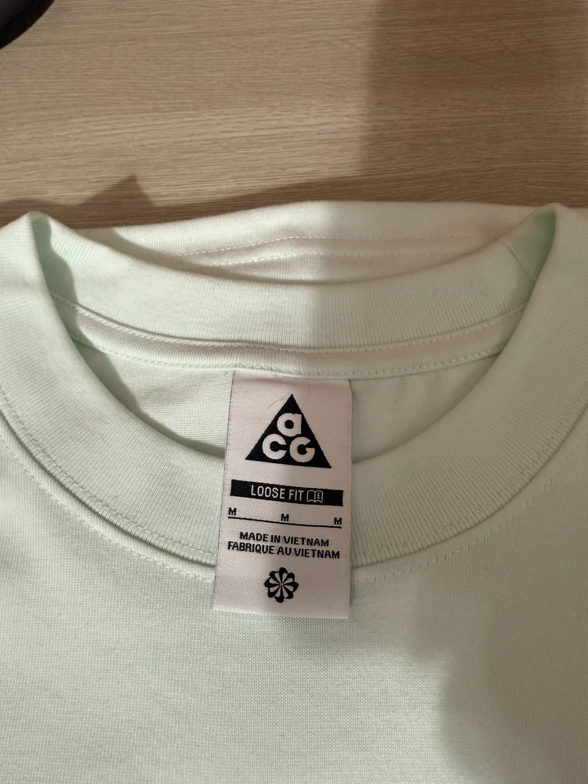 Nike ACG Nike ACG Small Logo T-Shirt Barely Green Size US M / EU 48-50 / 2 - 3 Thumbnail