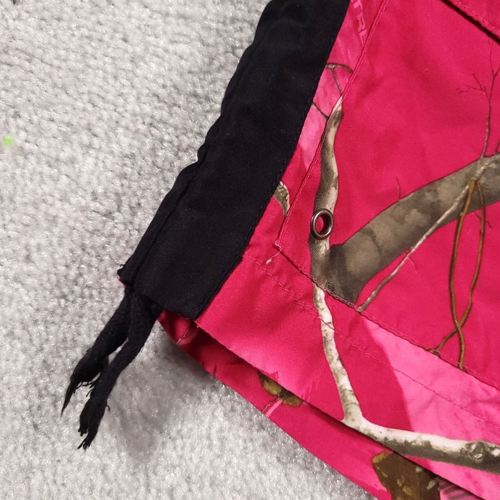 Realtree VINTAGE RealTree APC Camo Shorts Women’s Medium Pink Cargo Pocket Outdoors Moisture Wicking Size 32" / US 10 / IT 46 - 5 Thumbnail