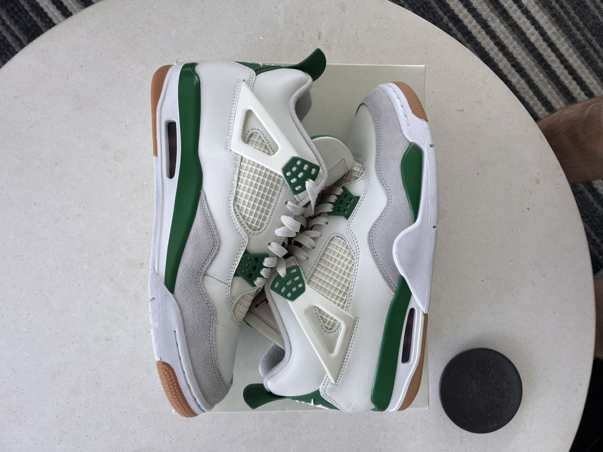 Jordan Brand Jordan 4 Pine Green Size US 11 / EU 44 - 4 Thumbnail
