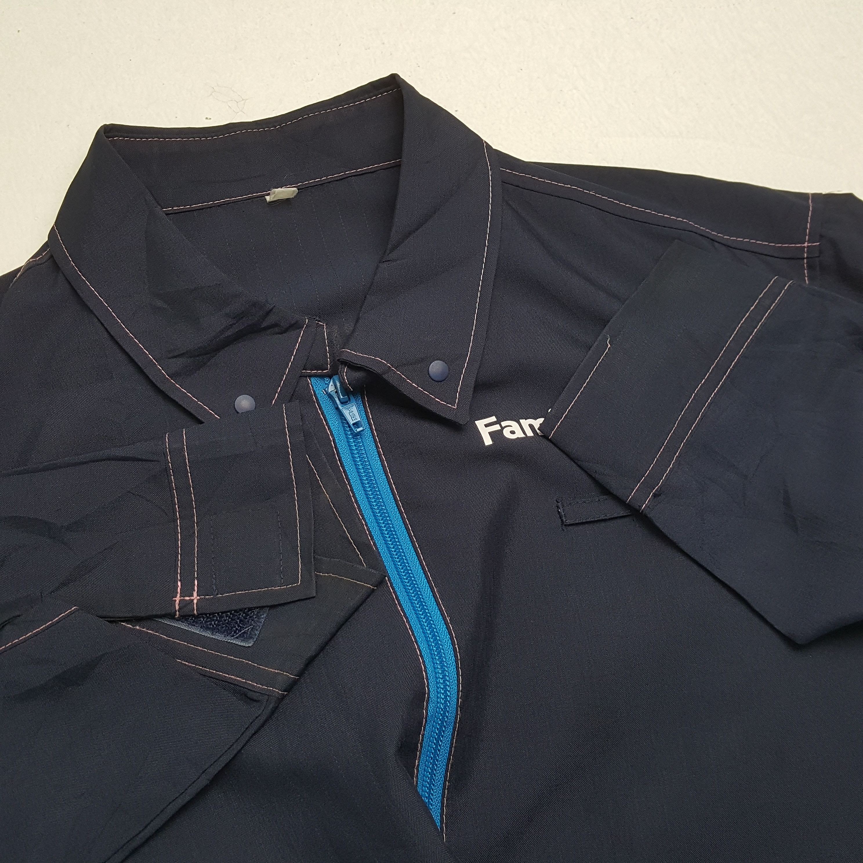 Japanese Brand × Vintage FAMILY MART Japanese Brand Workwear Jacket Size US M / EU 48-50 / 2 - 10 Thumbnail