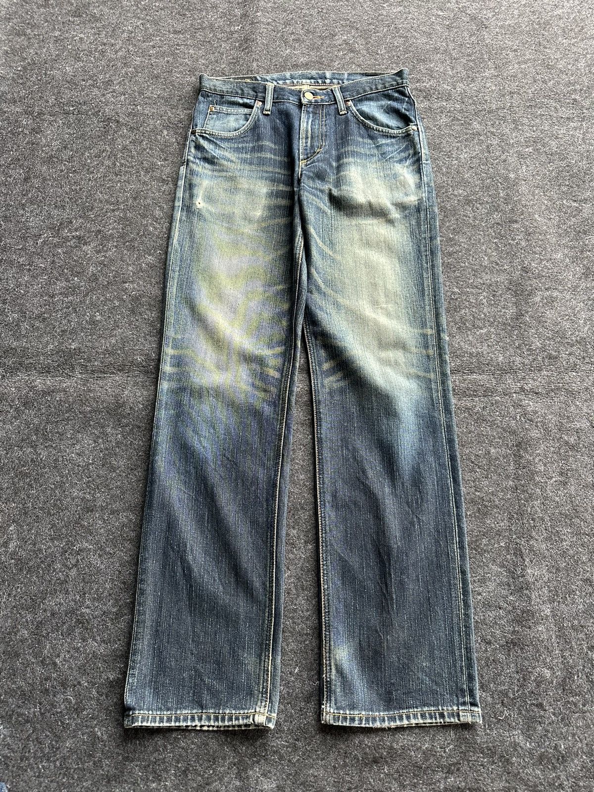 Lee Lee Riders Stone Washed Vintage Denim 29x32 D413 Size US 29 - 1 Thumbnail