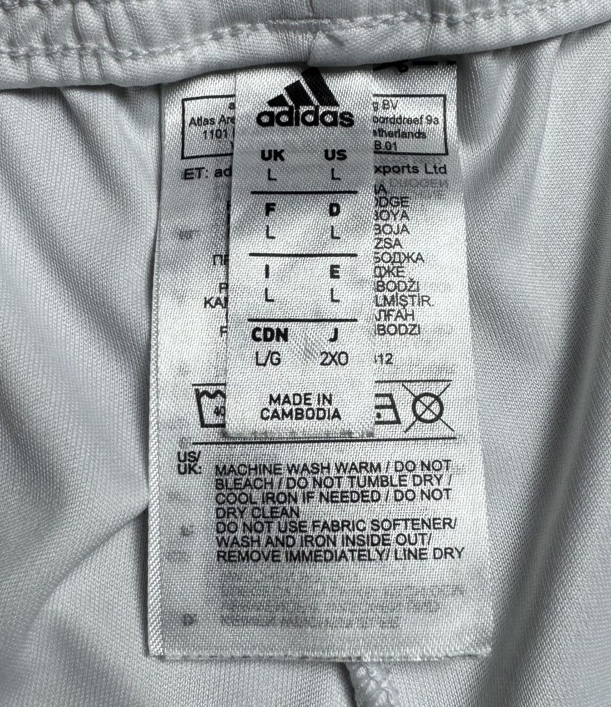 Adidas Manchester United 2019 2020 Home Soccer Shorts Adidas Size US 34 / EU 50 - 7 Thumbnail
