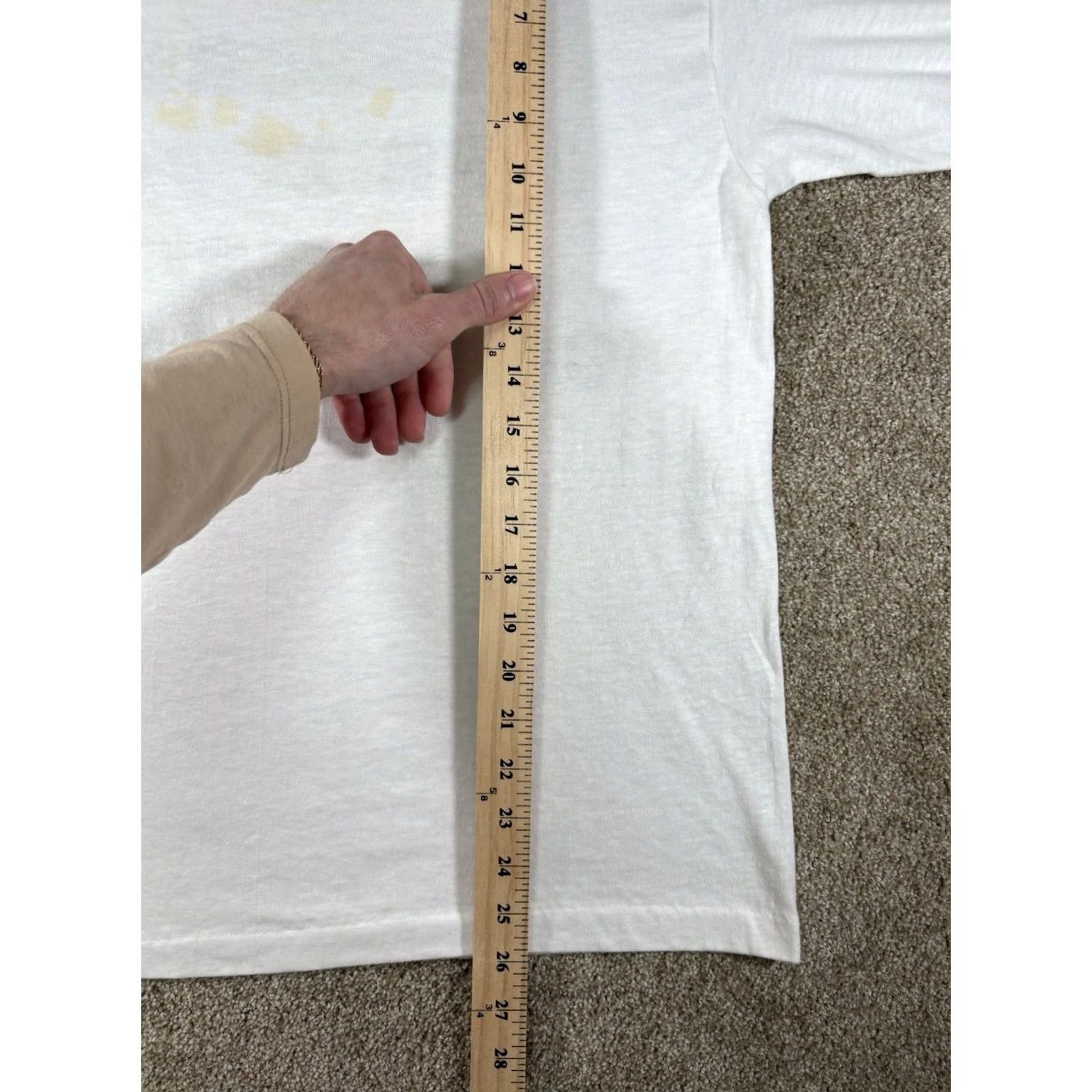 Hanes VINTAGE Hanes White T-Shirt Lot • Size M-L • Unisex Adults • Short Sleeve • Funny Married “I’m The Prize” Theme Size US M / EU 48-50 / 2 - 7 Thumbnail