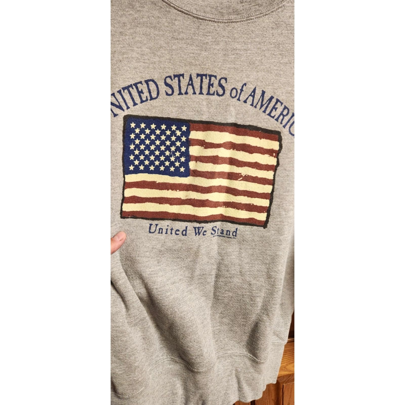 Vintage VINTAGE United States Of America Flag United We Stand Sweatshirt Men's M Gray 90s Patriotic Graphic Print Size US M / EU 48-50 / 2 - 7 Thumbnail