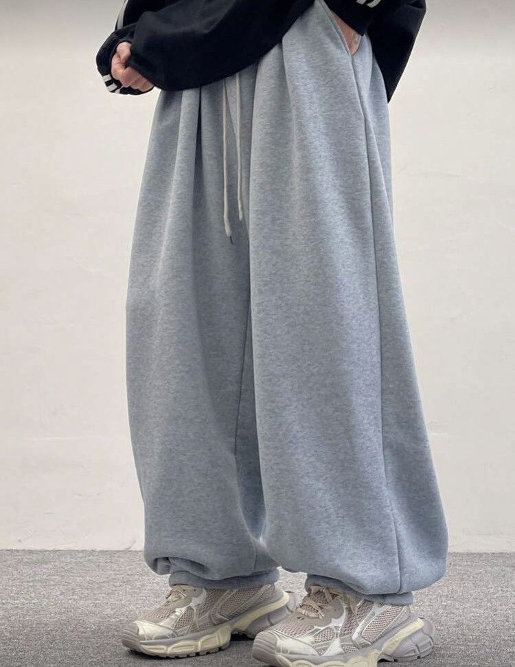 Japanese Brand Wide-Leg Baggy Fleece Sweatpants Oversized Joggers Size US 31 - 6 Thumbnail