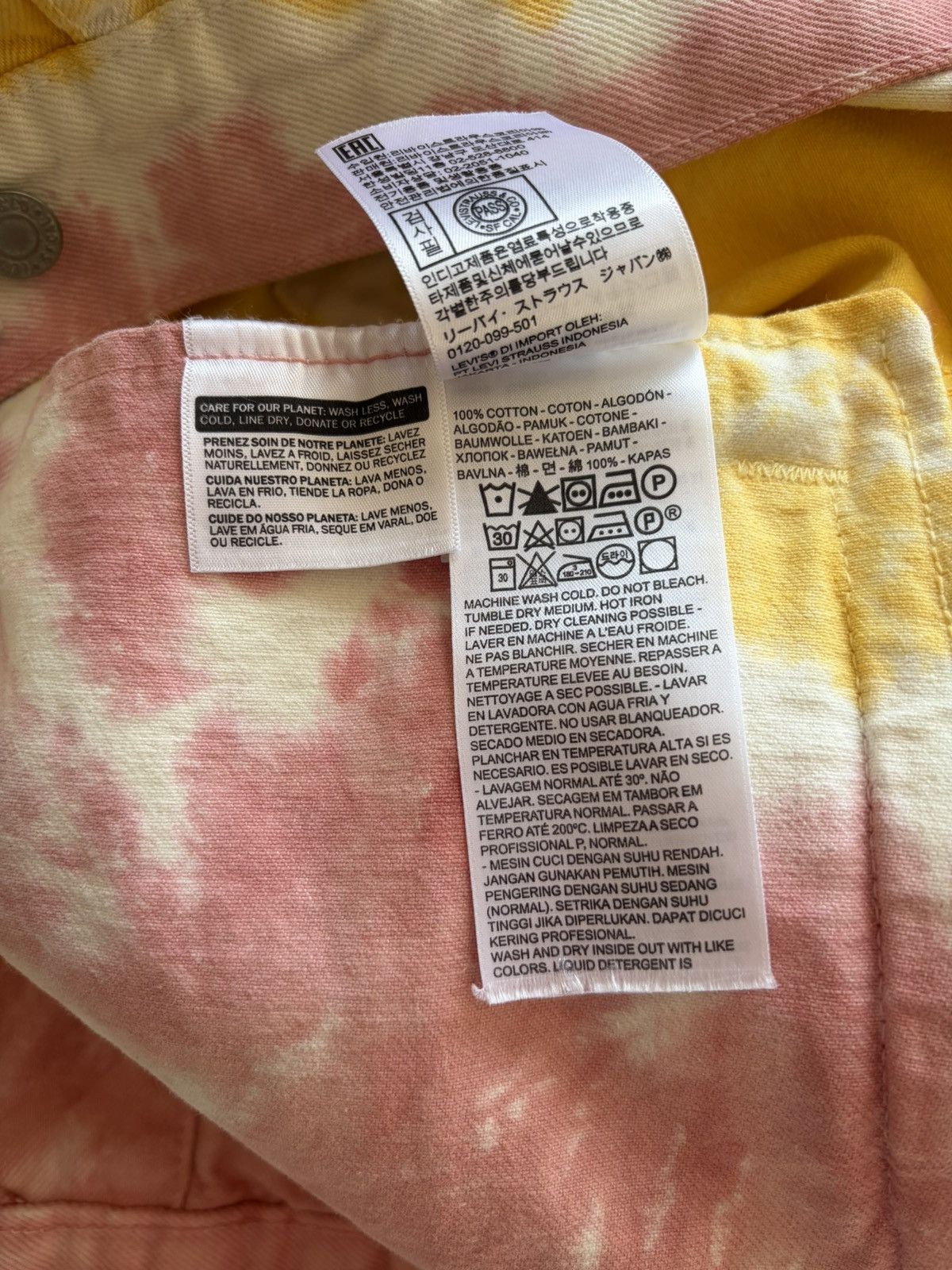Levi's Levi’s Premium Tie Dye Trucker Size US M / EU 48-50 / 2 - 4 Thumbnail