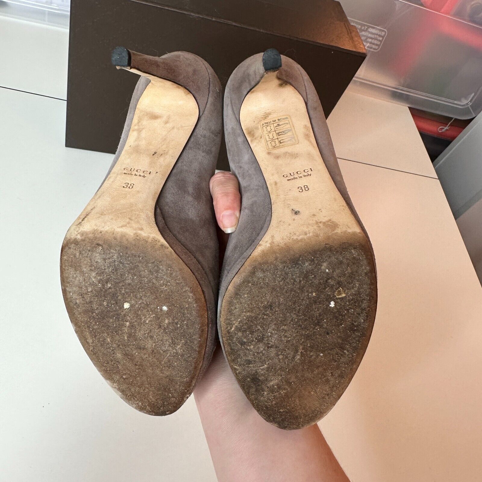 Gucci Gucci Kid Scamosciato Gray Suede Open Toe Stiletto 38 Size US 7.5 / IT 37.5 - 10 Thumbnail