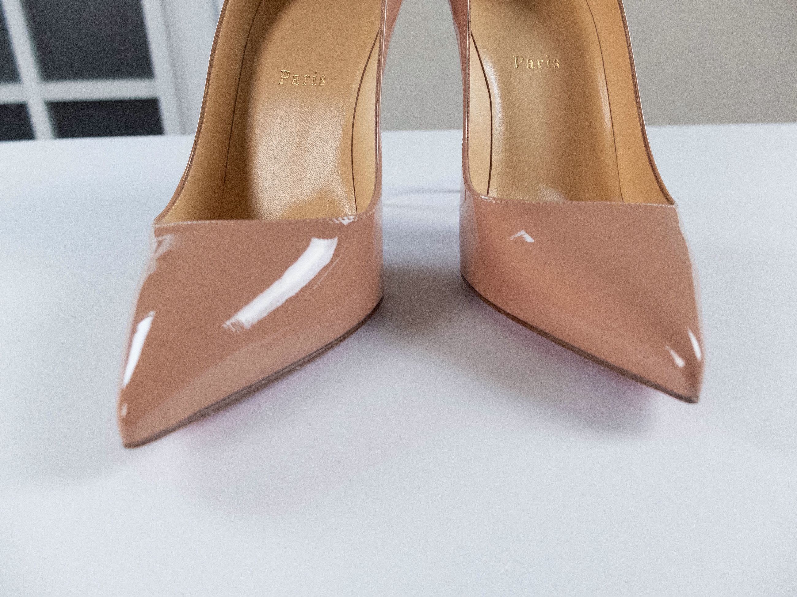 Christian Louboutin CHRISTIAN LOUBOUTIN Kate nude beige patent leather pumps 10 Size US 10 / IT 40 - 5 Thumbnail