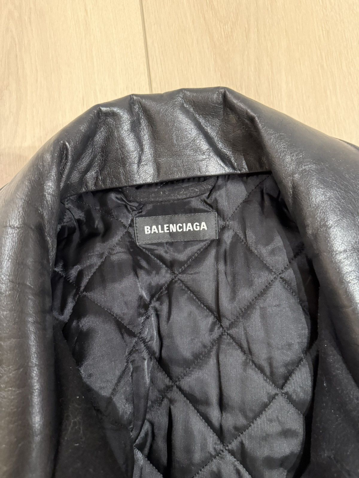 Balenciaga Balenciaga Detail Logo Heavy Wool Coat w/ Leather Collar Size US L / EU 52-54 / 3 - 3 Thumbnail