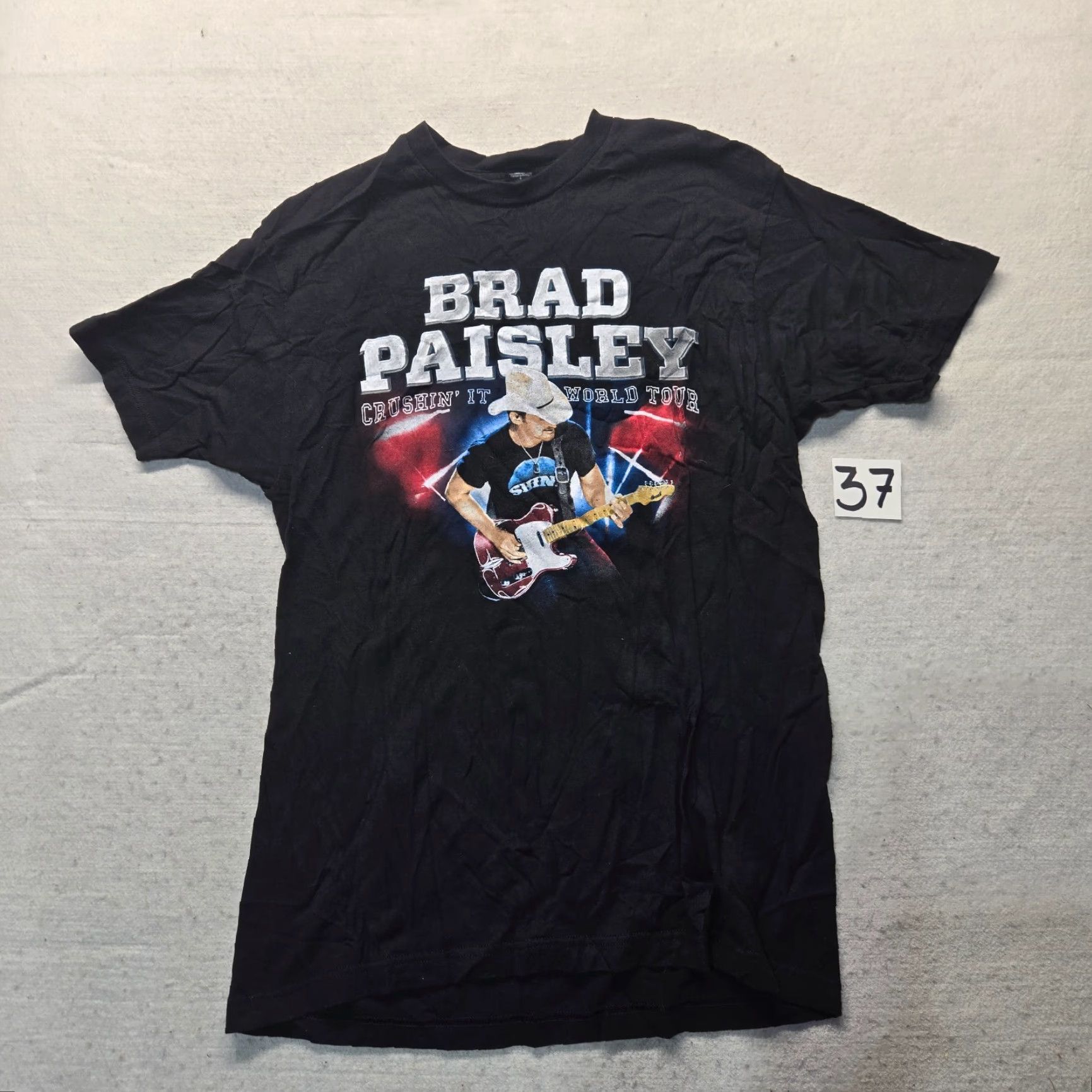 Anvil Brad Paisley Crushin’ It World Tour T-Shirt Mens L Black Short Sleeve Cotton Anvil Crew Neck 2-Sided Concert Shirt Size US L / EU 52-54 / 3 - 2 Thumbnail