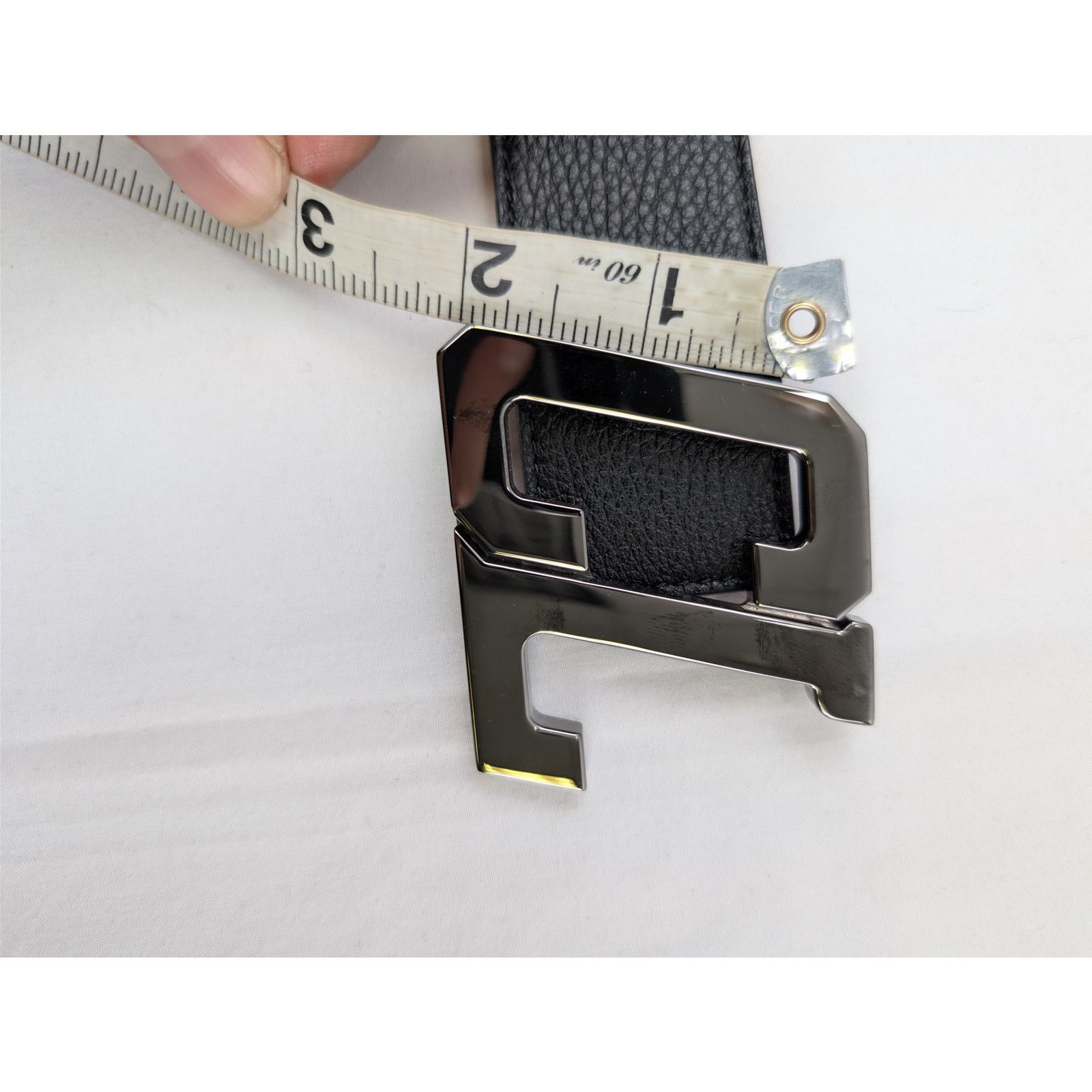 Christian Louboutin o1rshd1 Size: 85 / leather CL Logo belt in black Size 34 - 6 Thumbnail