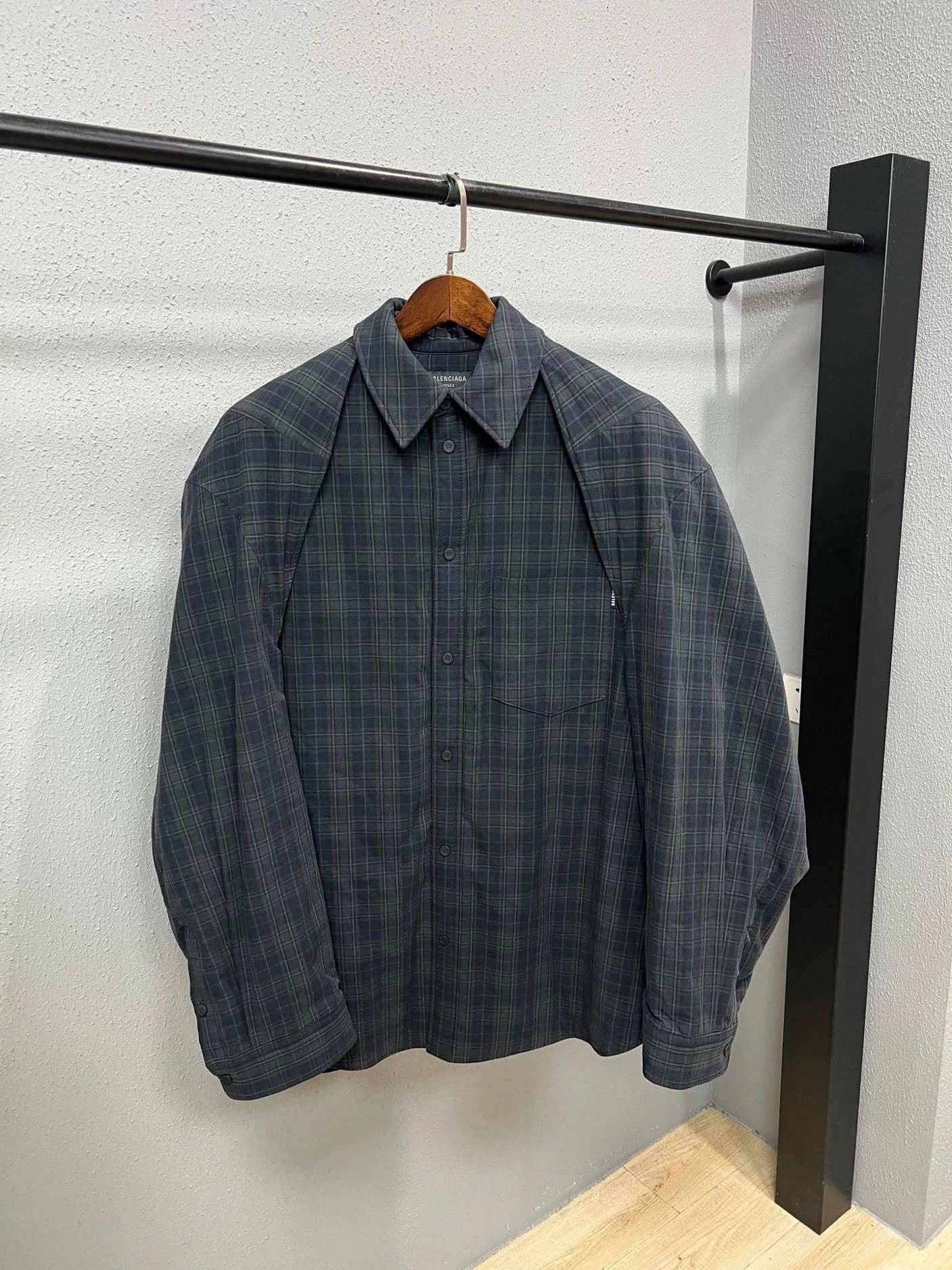 Balenciaga Balenciaga Deconstructed Cotton Shirt Size US XS / EU 42 / 0 - 1 Thumbnail